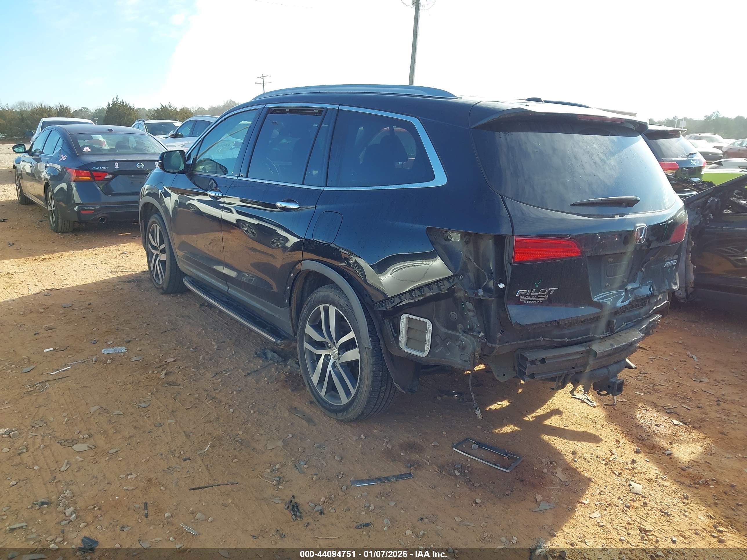 HONDA PILOT image 3