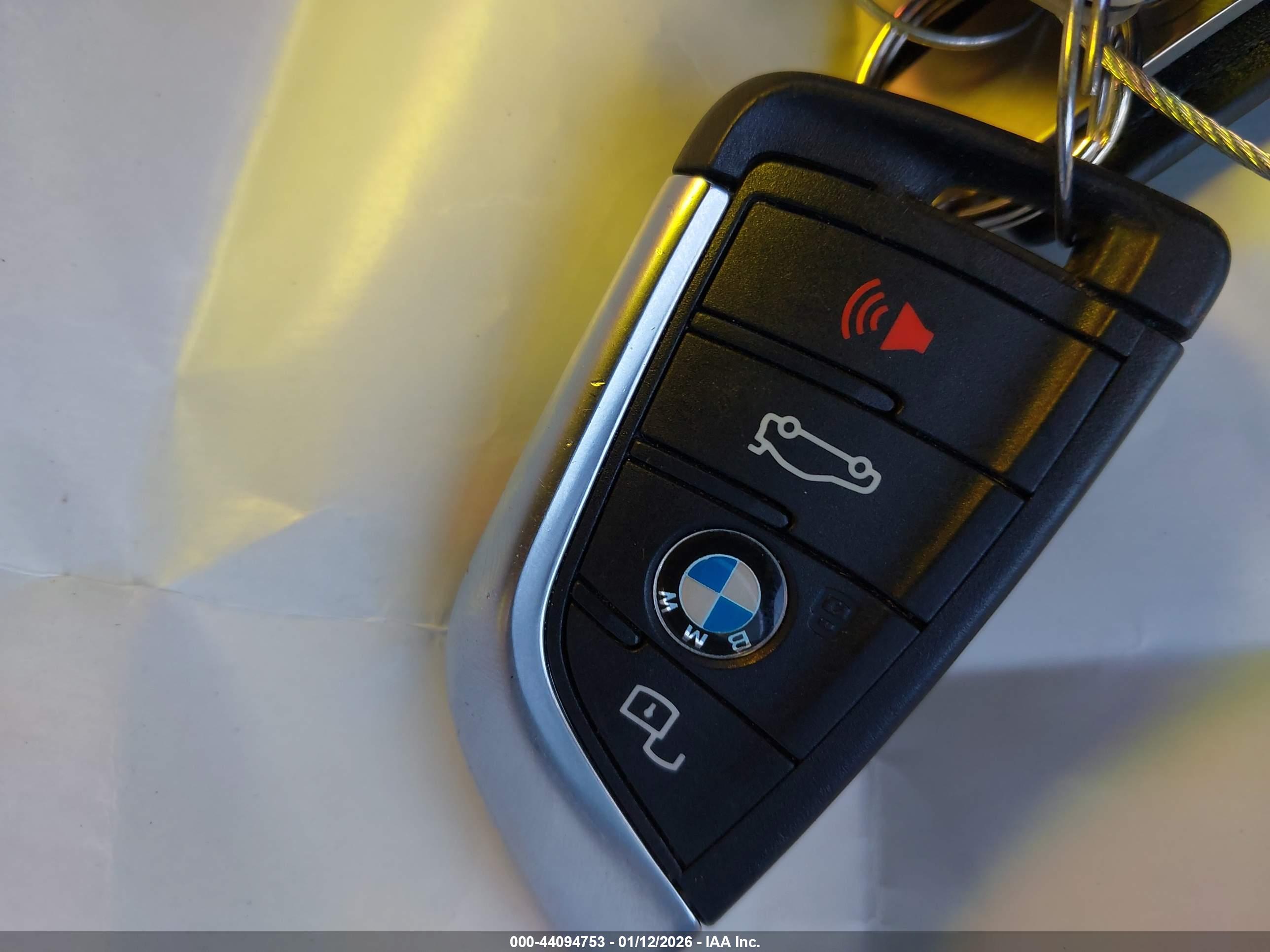 BMW 3 image 11