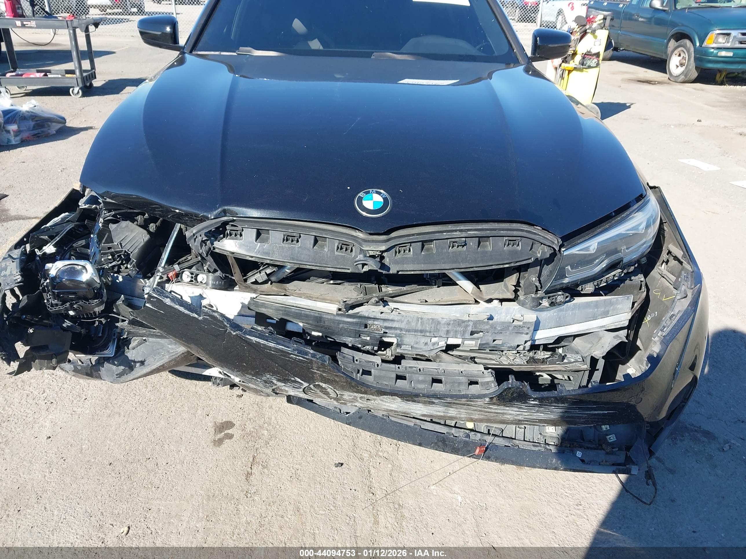 BMW 3 image 6