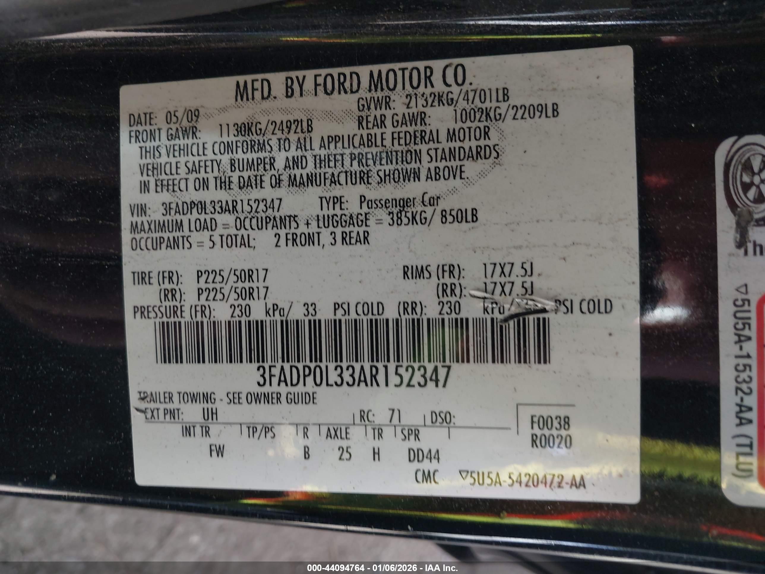 FORD FUSION image 9