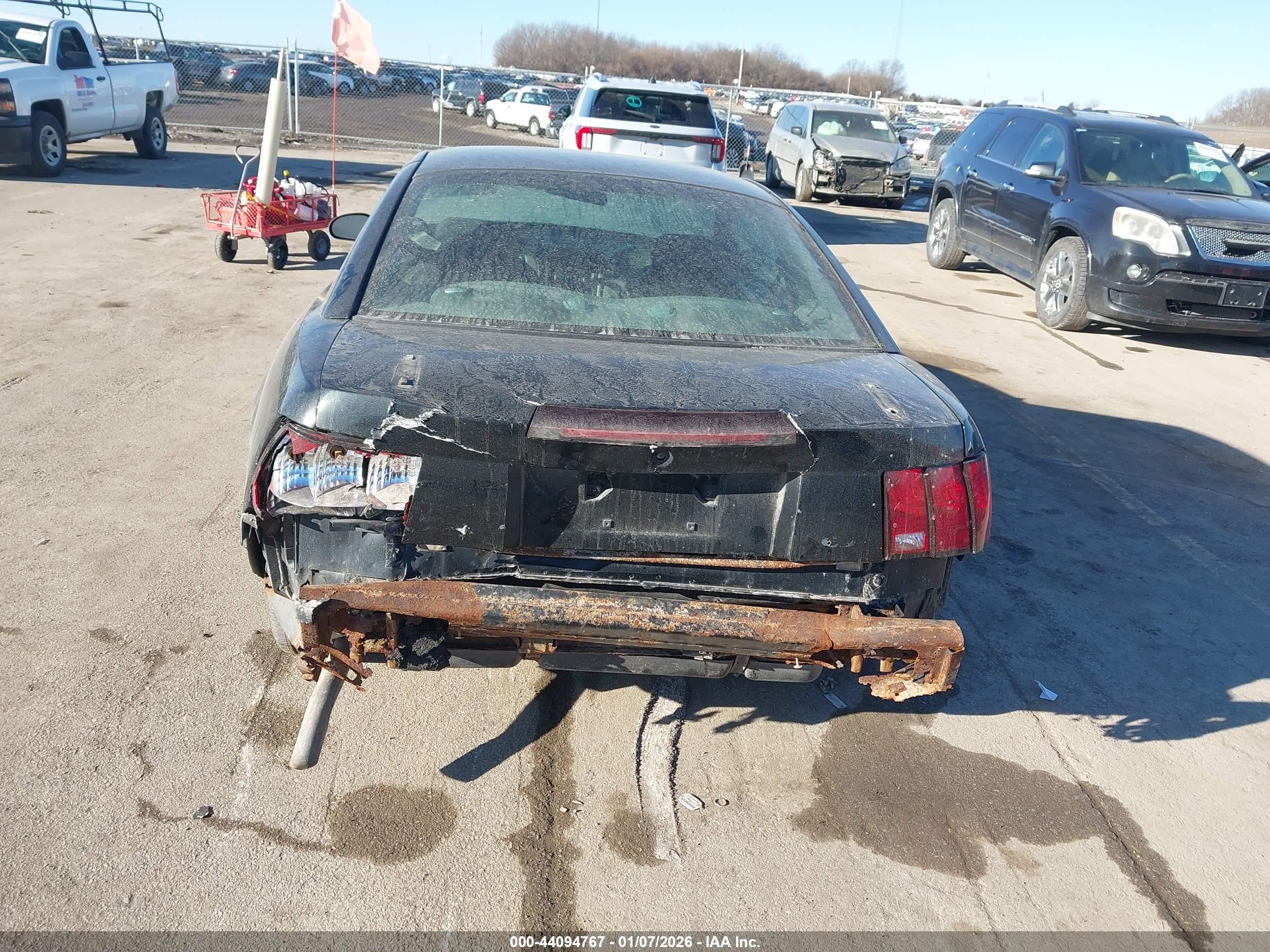 FORD MUSTANG image 6