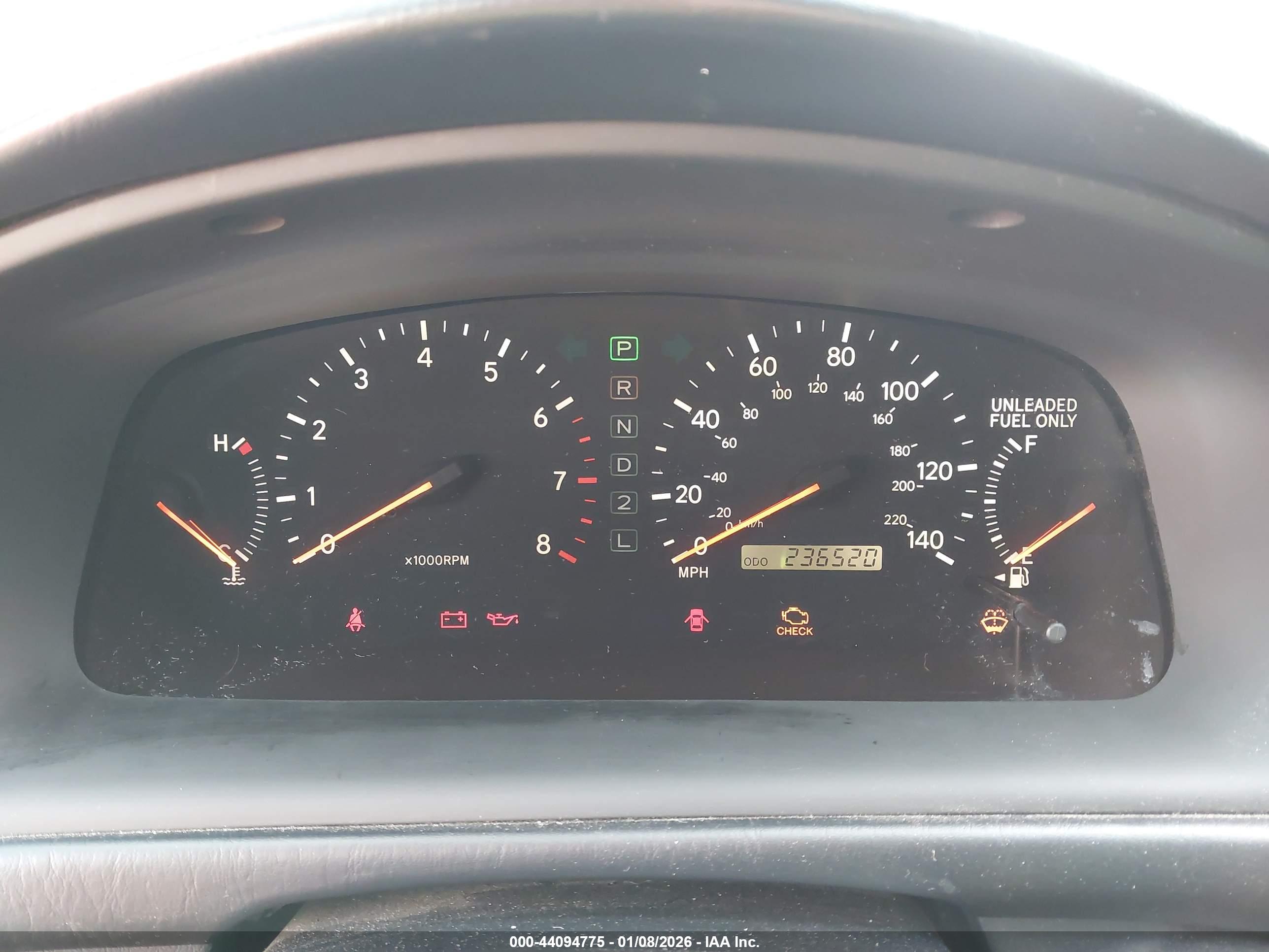LEXUS ES image 7