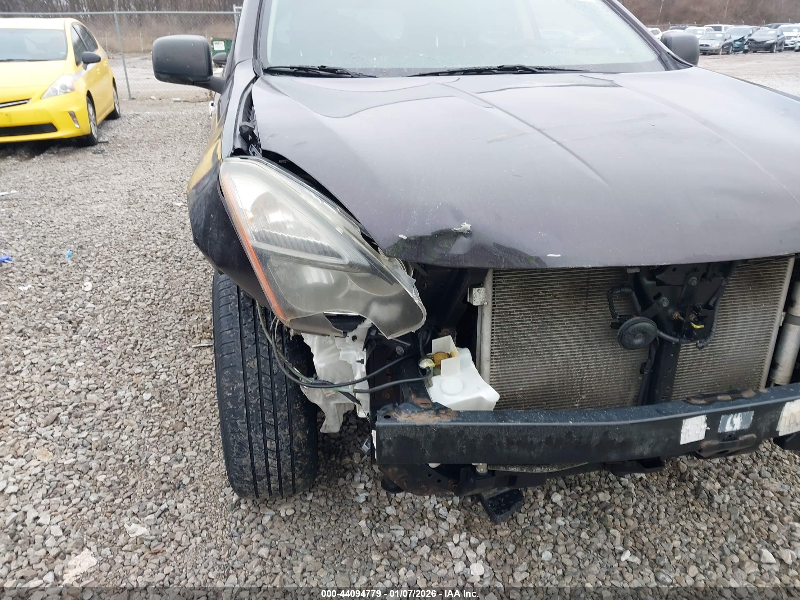 NISSAN ROGUE image 6