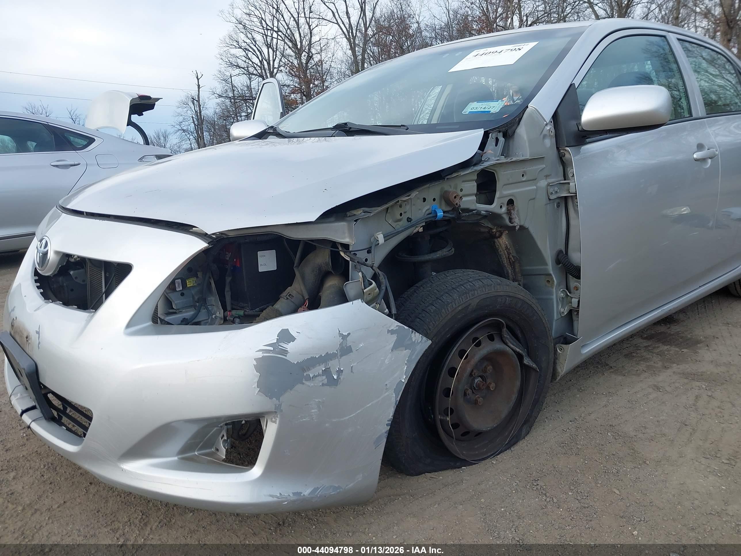 TOYOTA COROLLA image 6