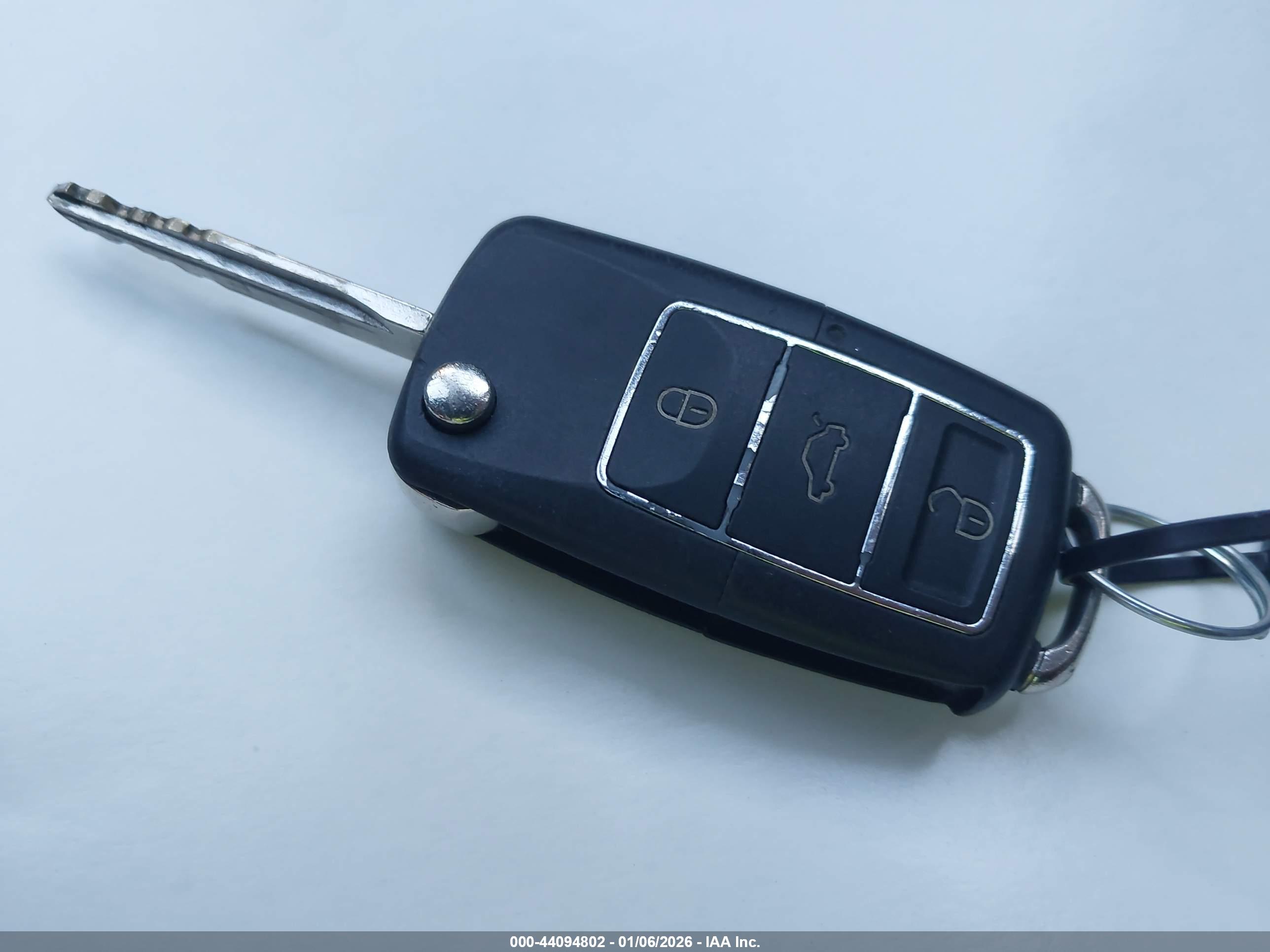 FORD ESCAPE image 11