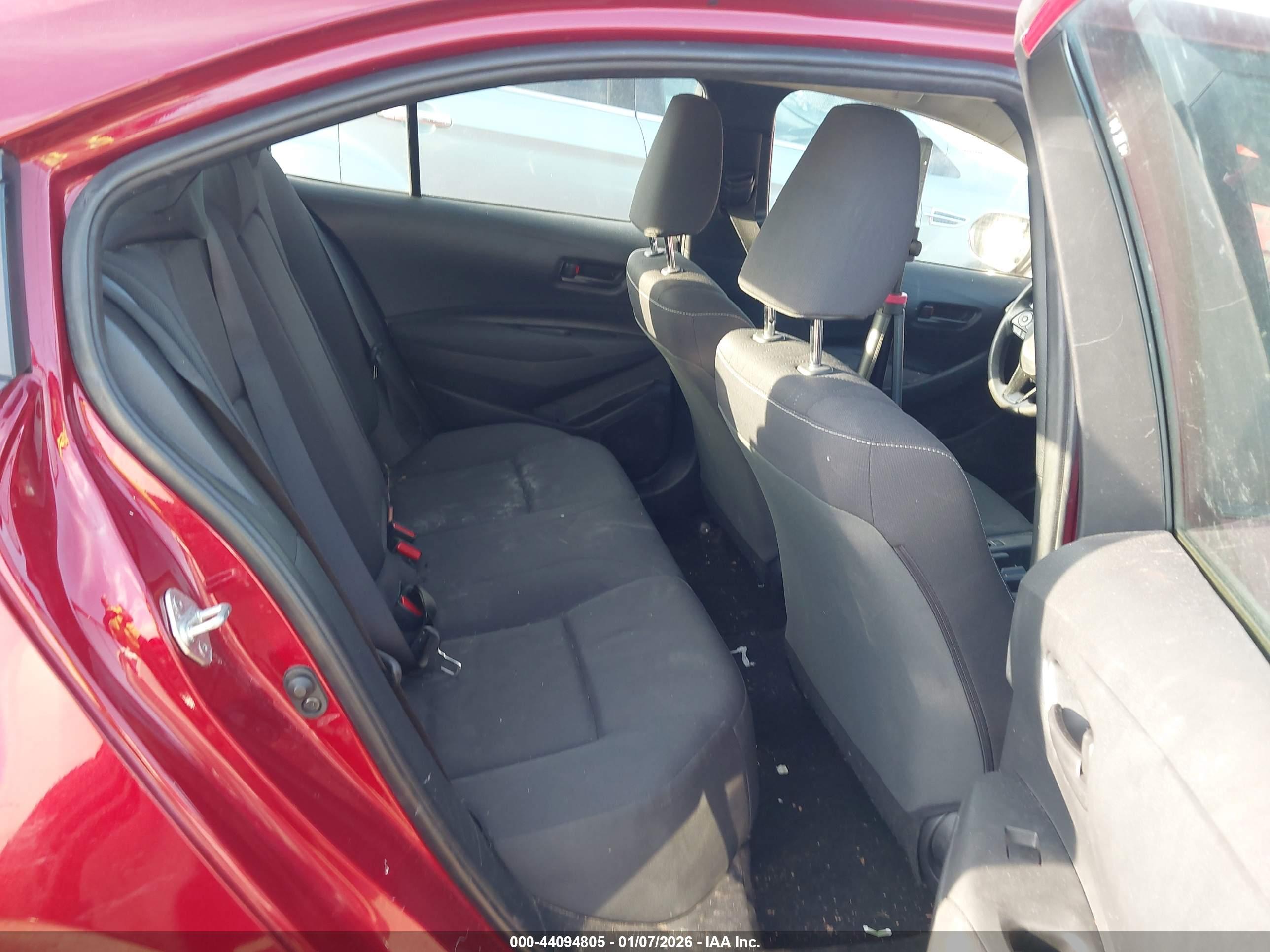 TOYOTA COROLLA image 8