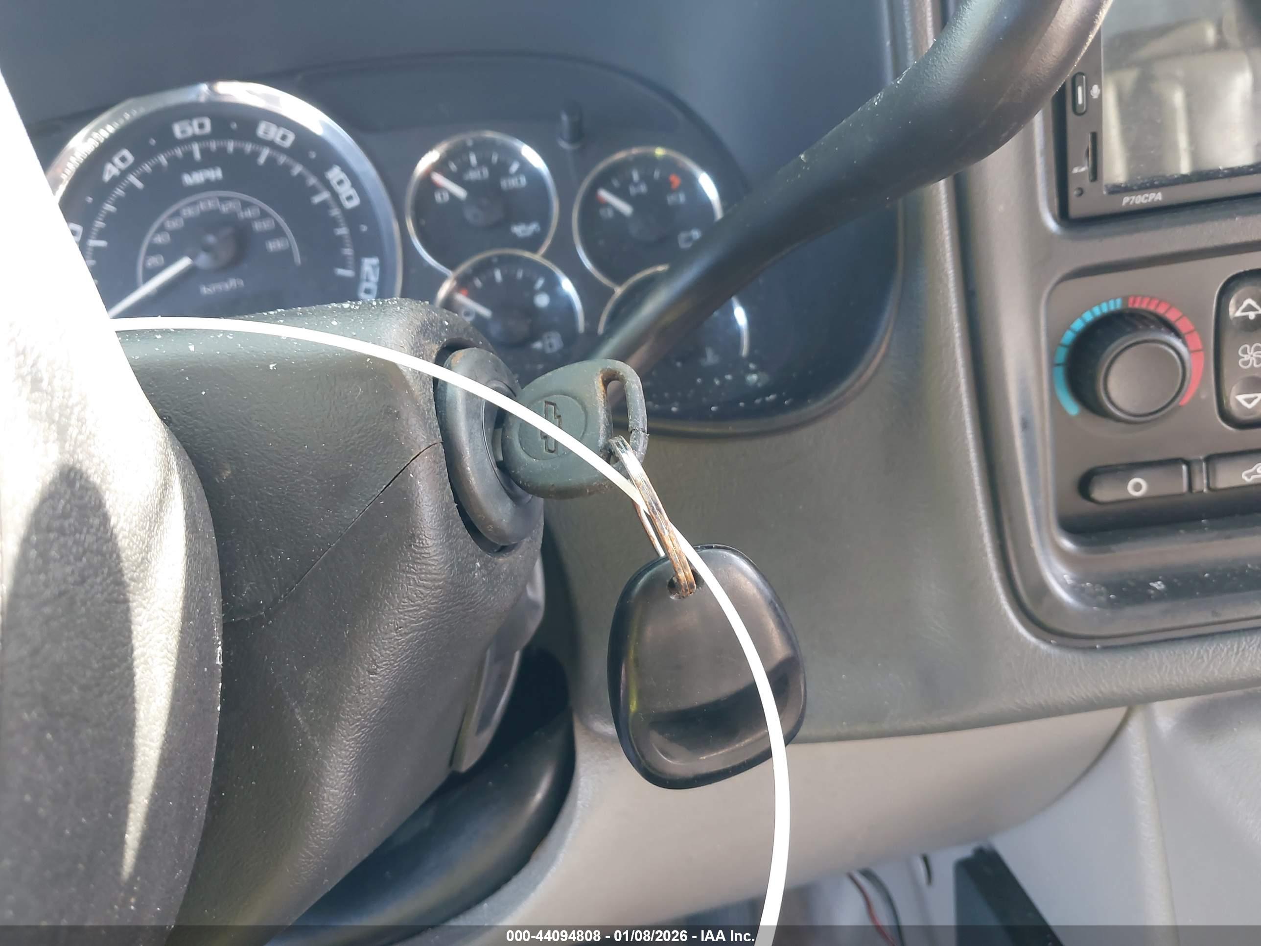 CHEVROLET TAHOE image 11