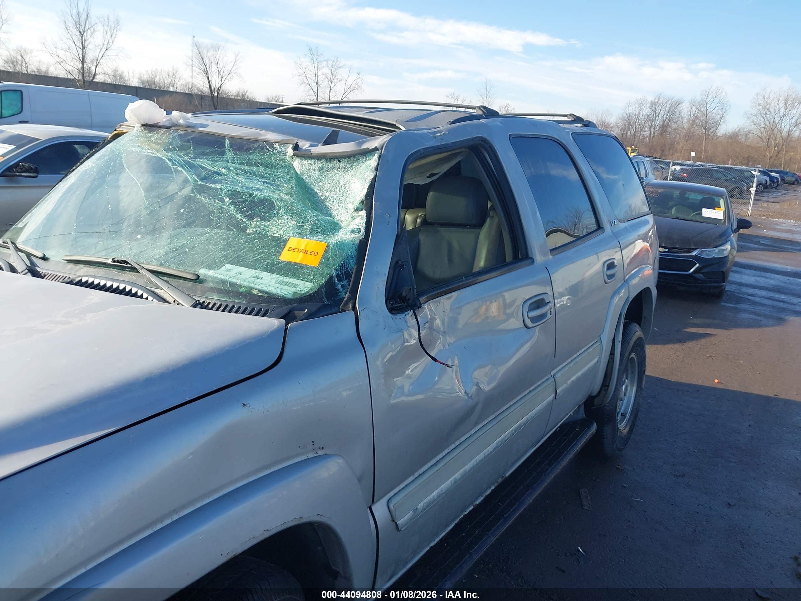 CHEVROLET TAHOE image 6