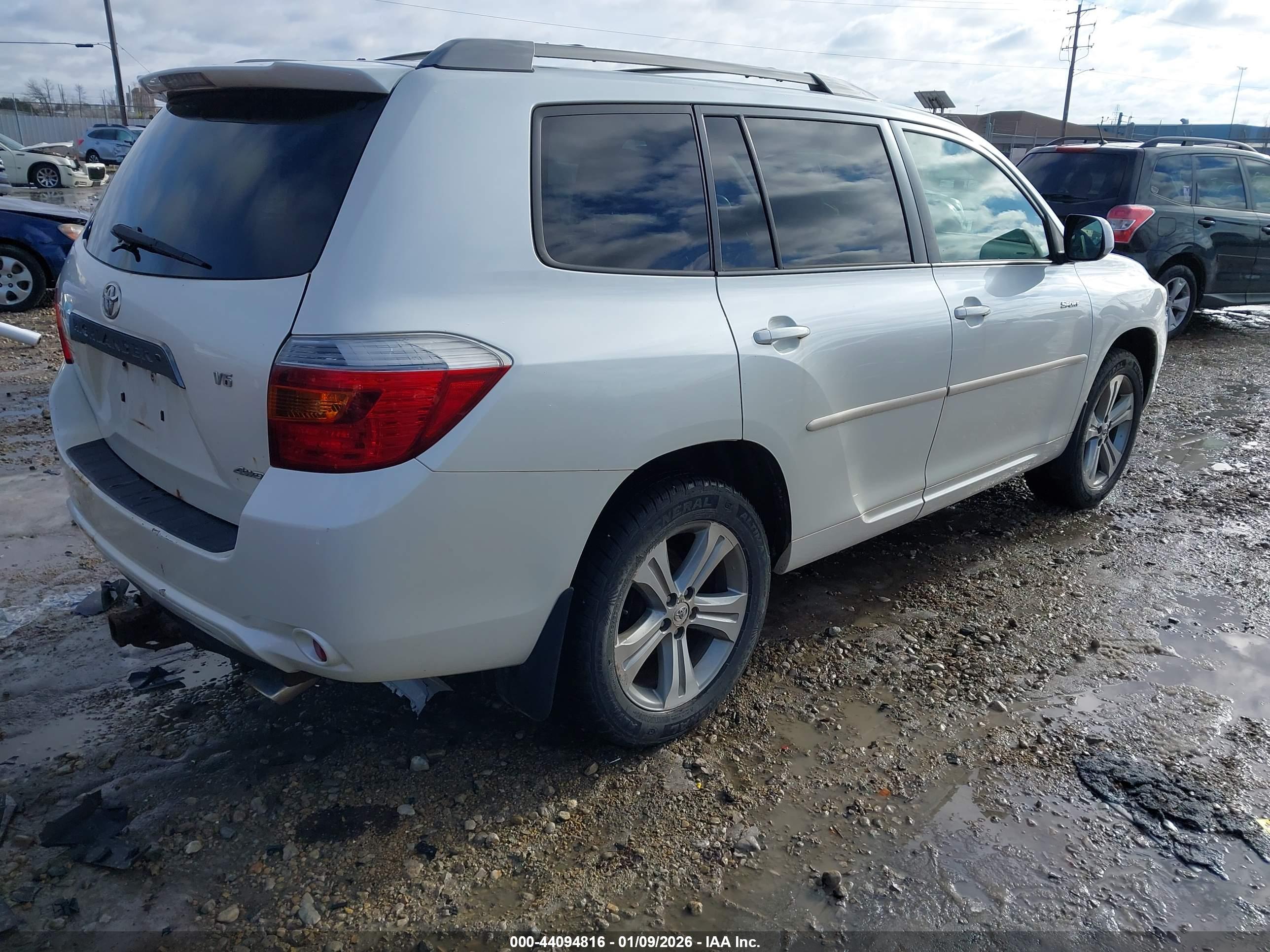 TOYOTA HIGHLANDER image 4