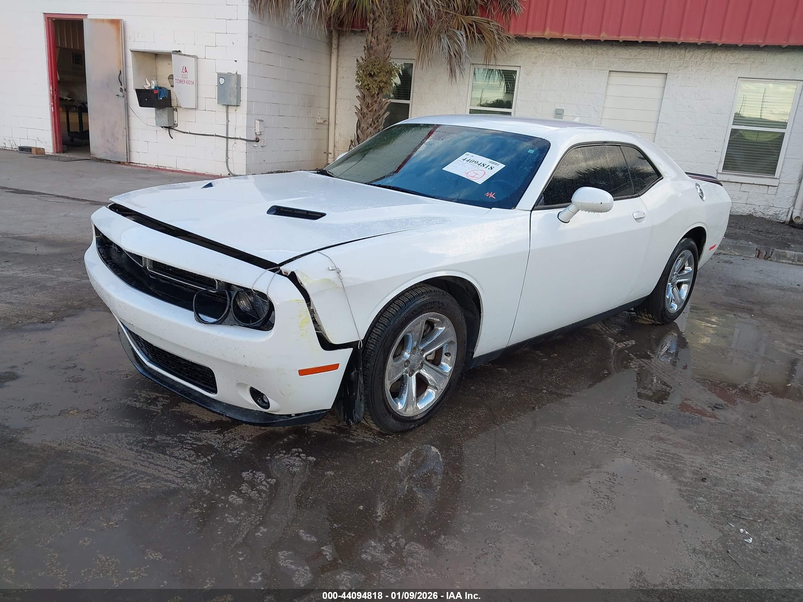 DODGE CHALLENGER image 2