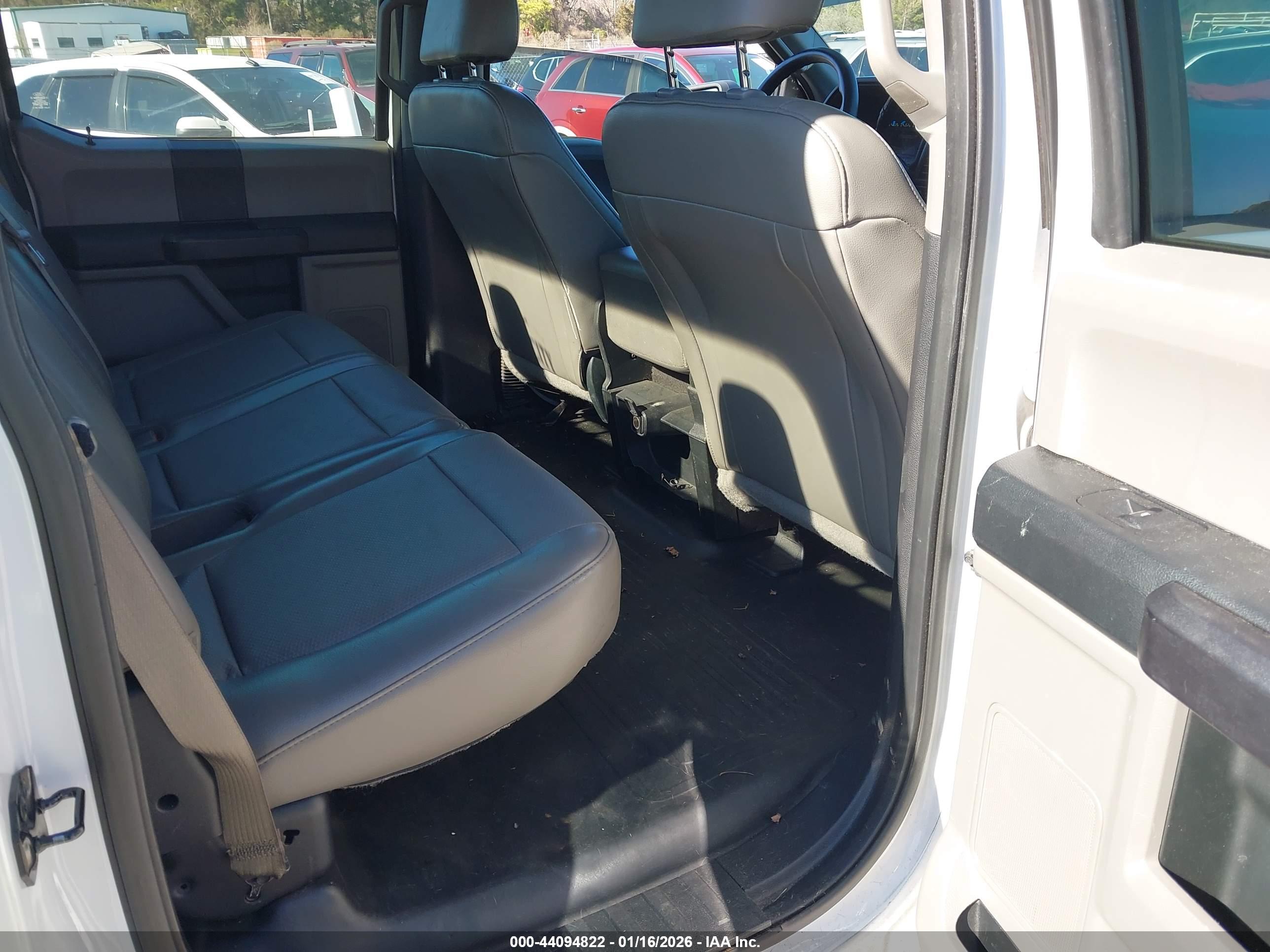 FORD F-150 image 8