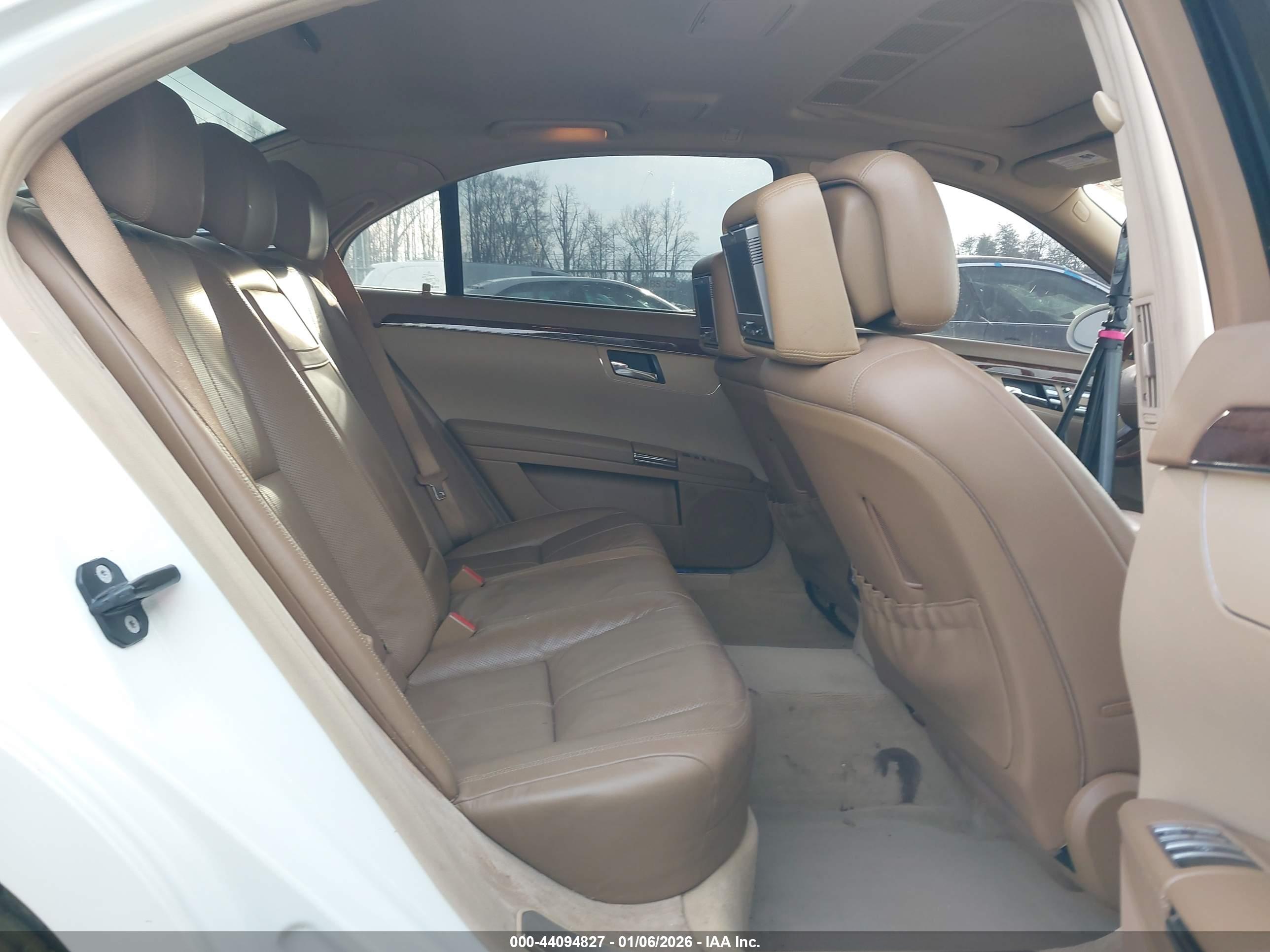 MERCEDES-BENZ S image 8