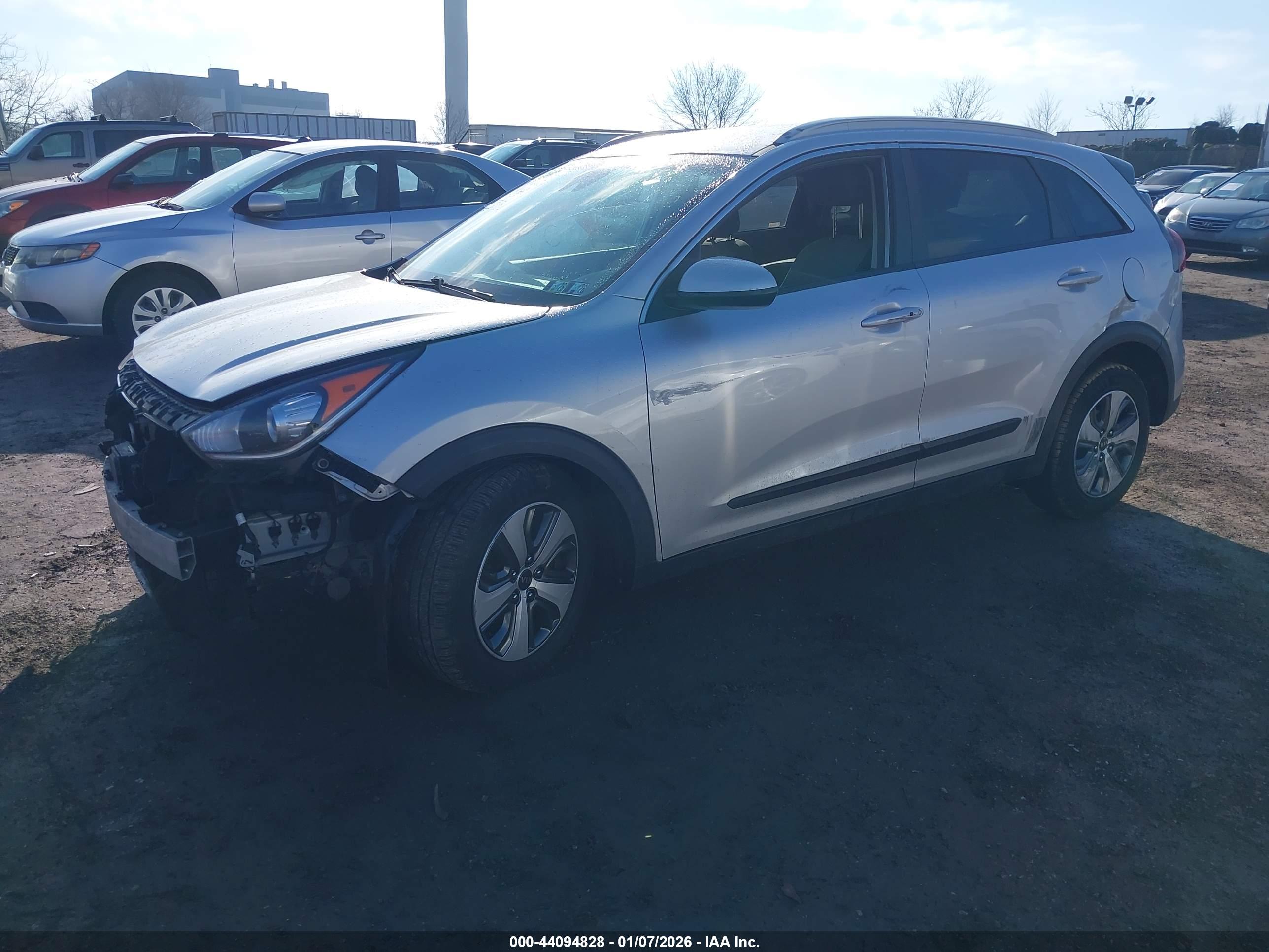 KIA NIRO image 2