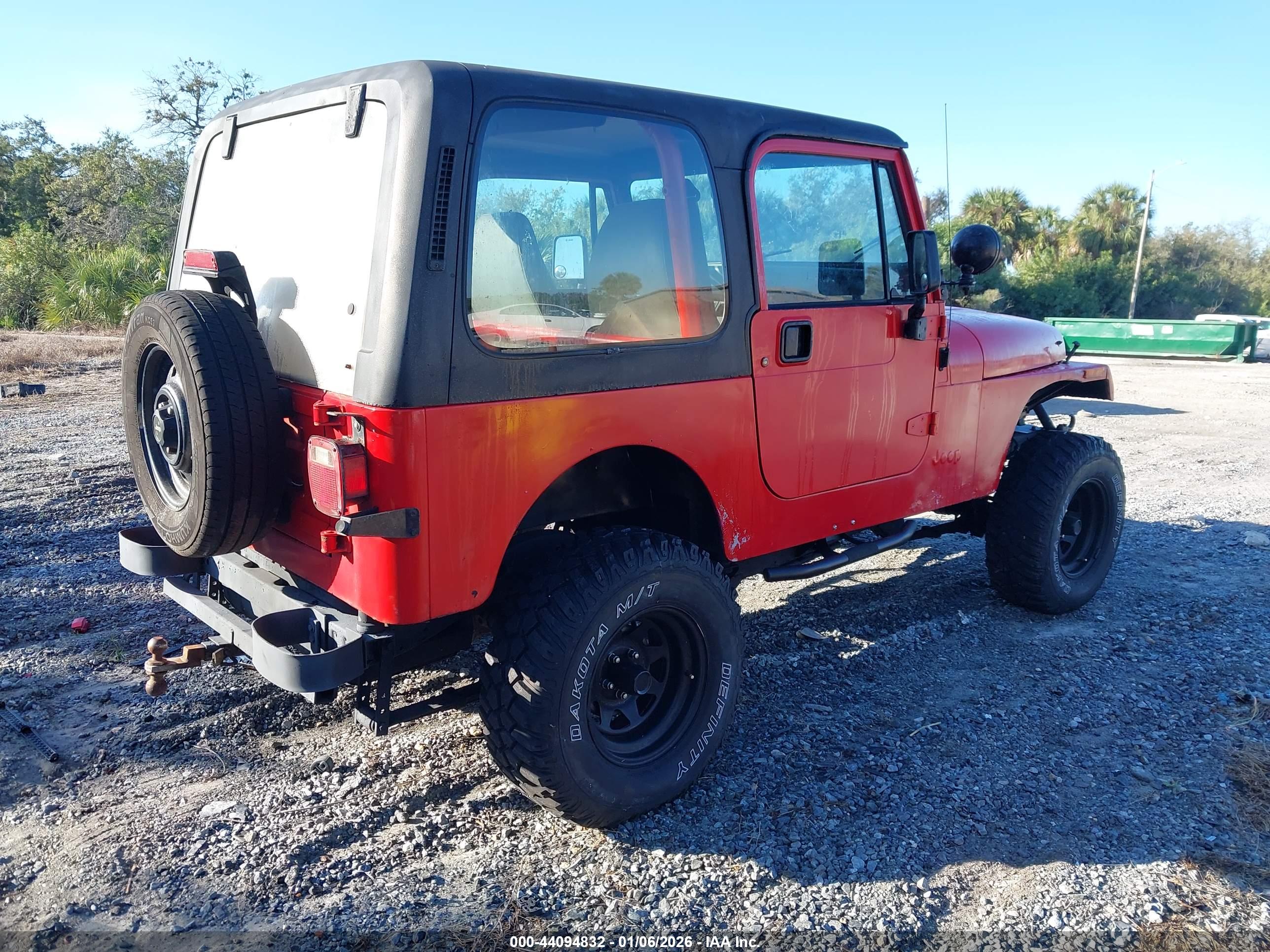 JEEP WRANGLER image 4