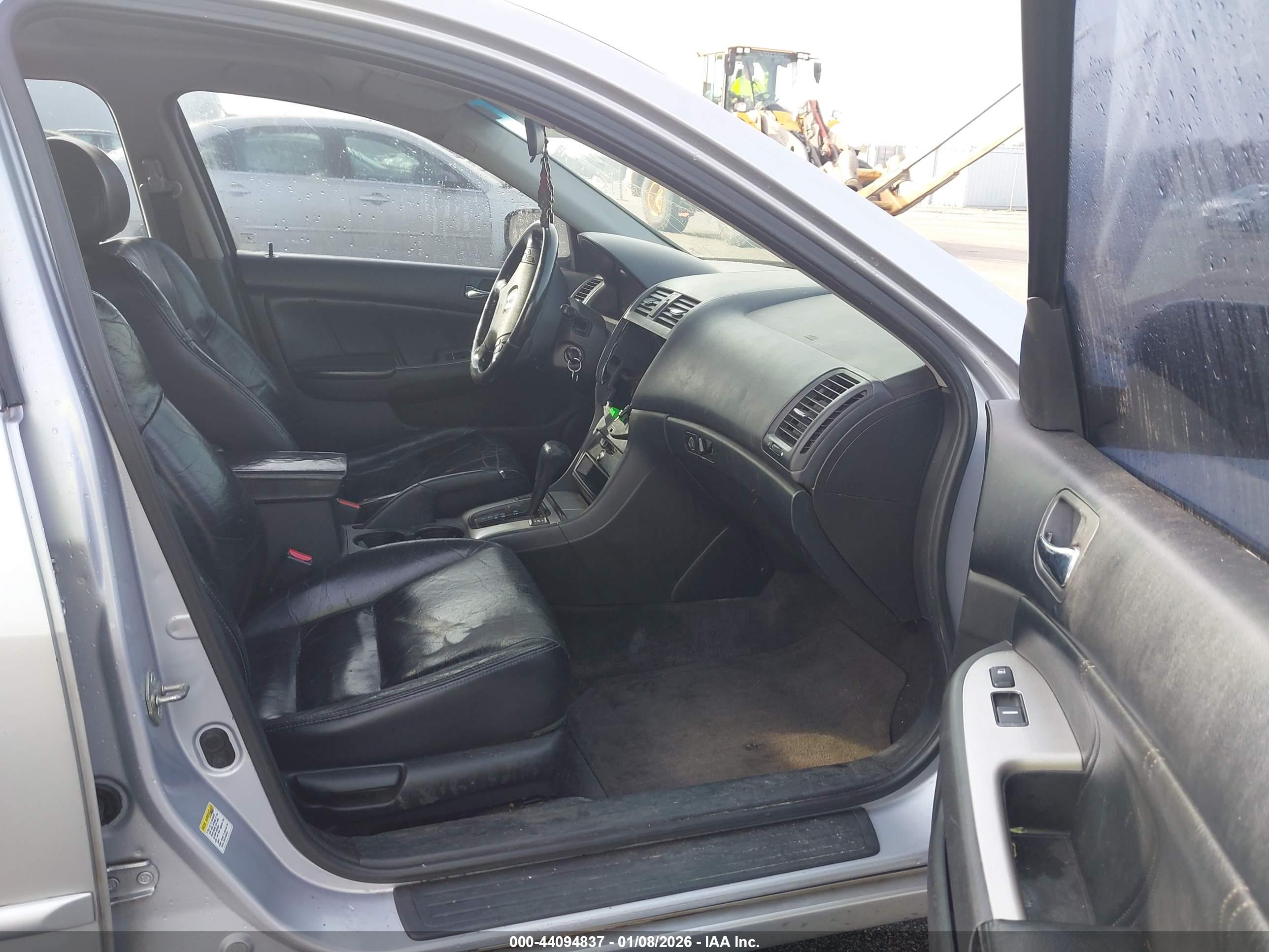HONDA ACCORD image 5