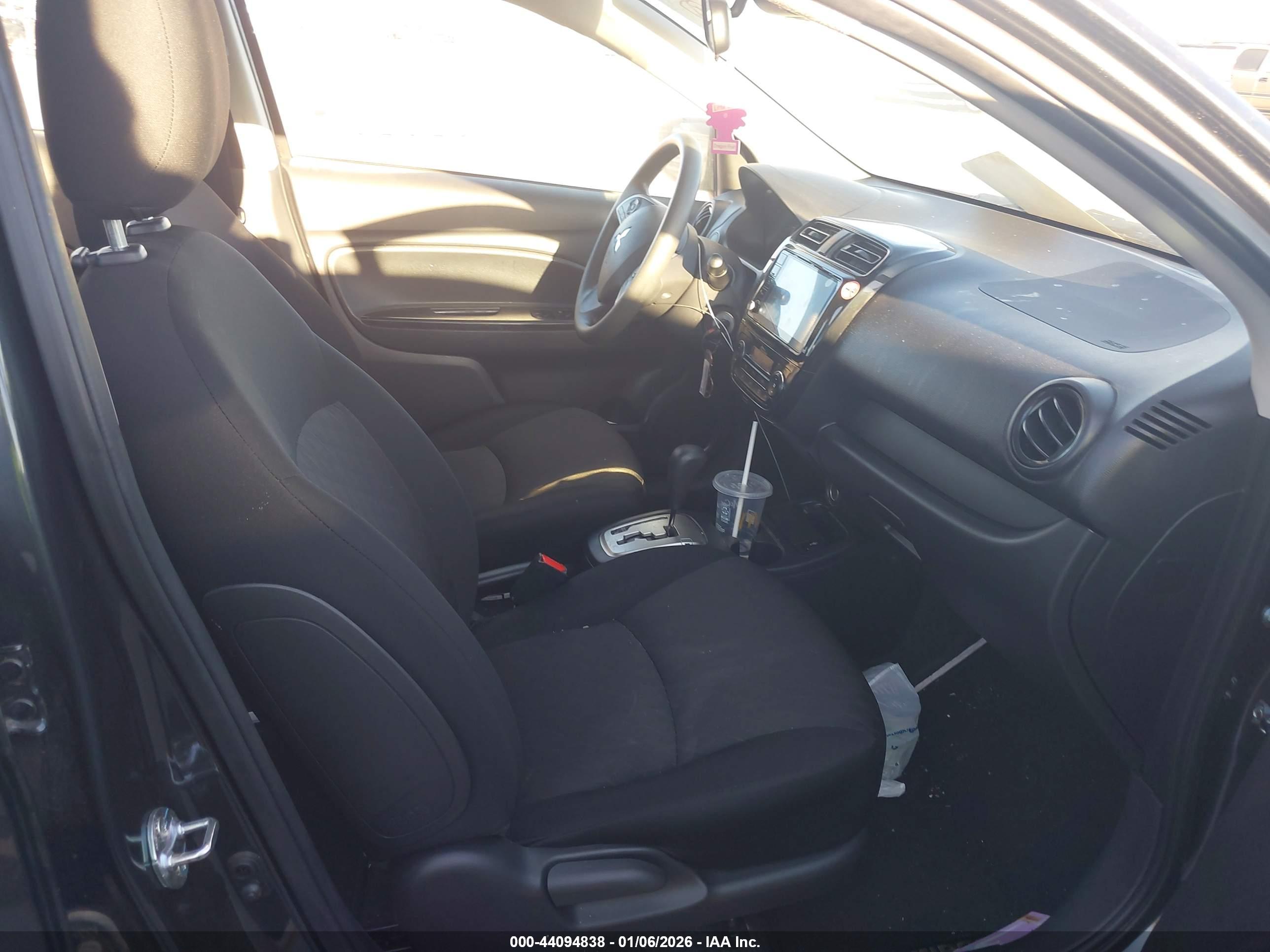 MITSUBISHI MIRAGE image 5
