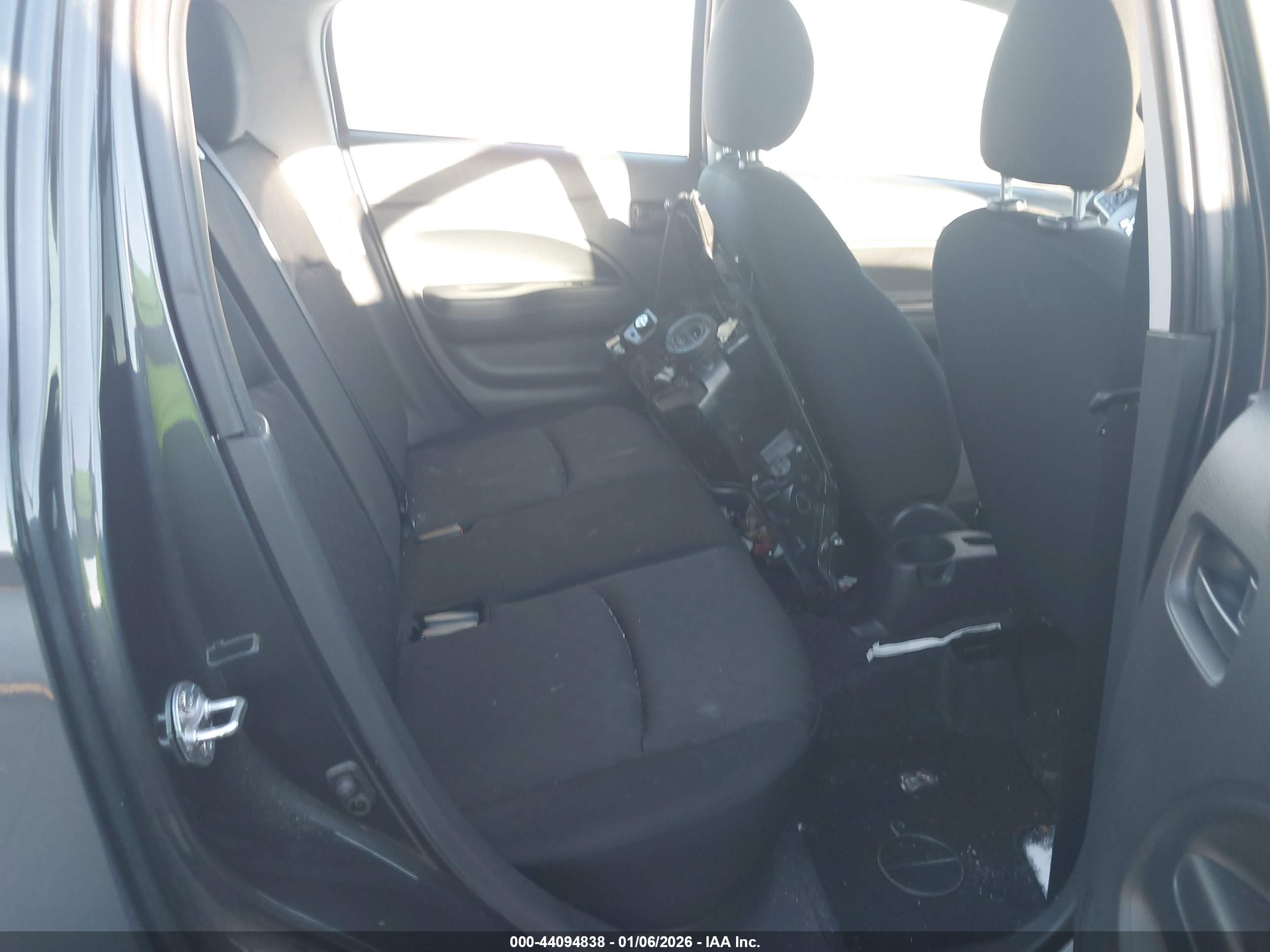 MITSUBISHI MIRAGE image 8