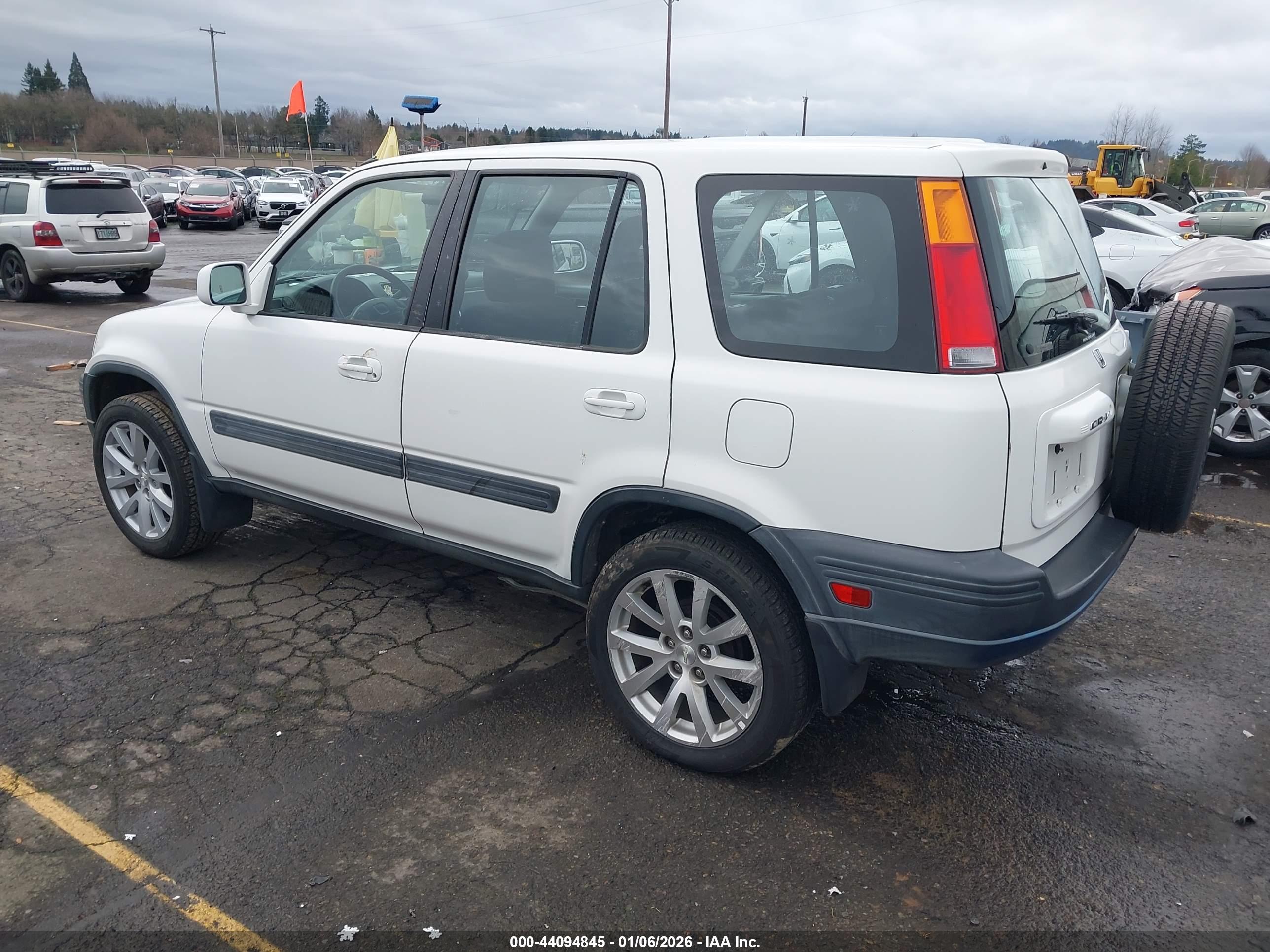 HONDA CR-V image 3