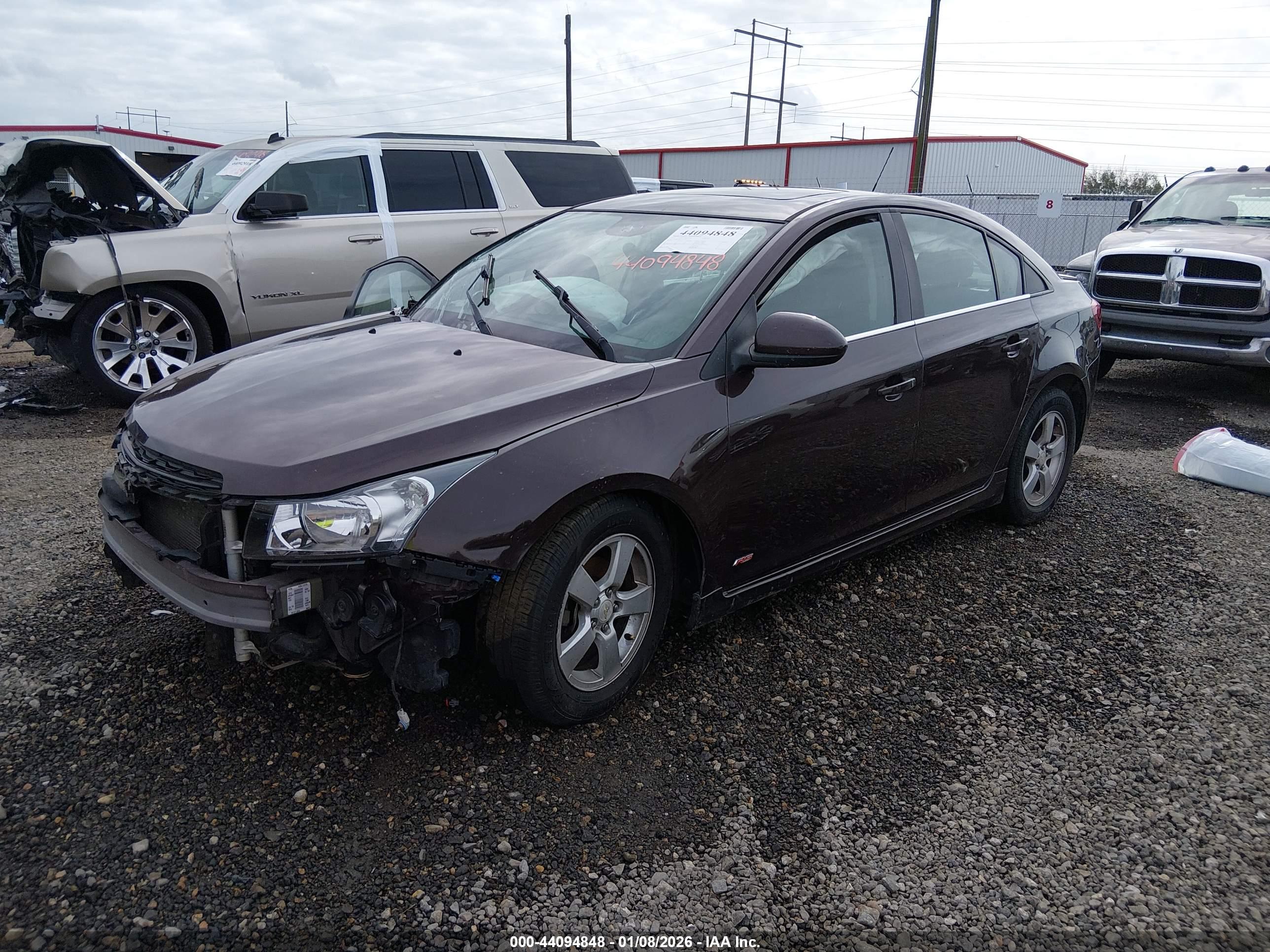 CHEVROLET CRUZE image 2