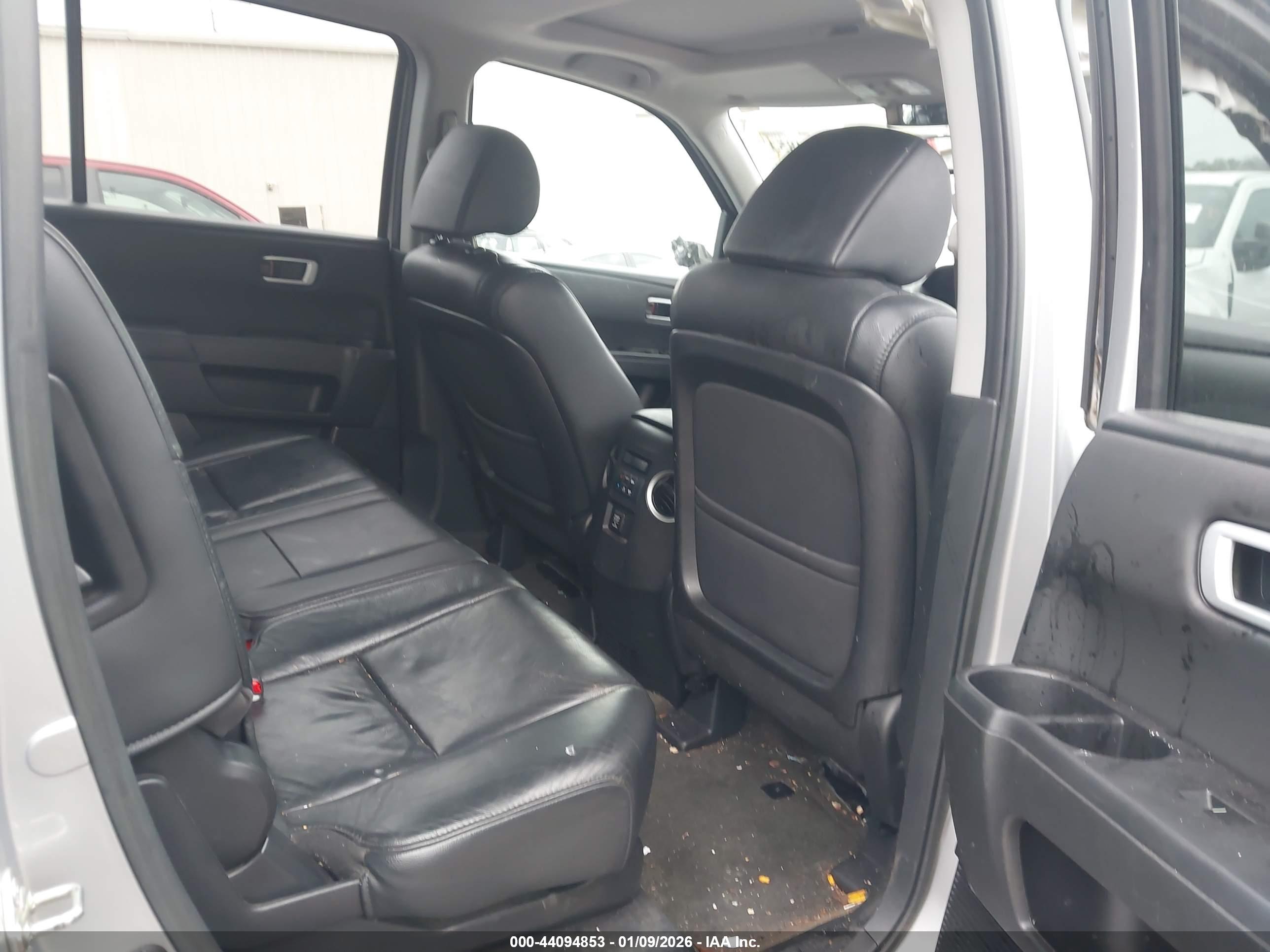 HONDA PILOT image 8