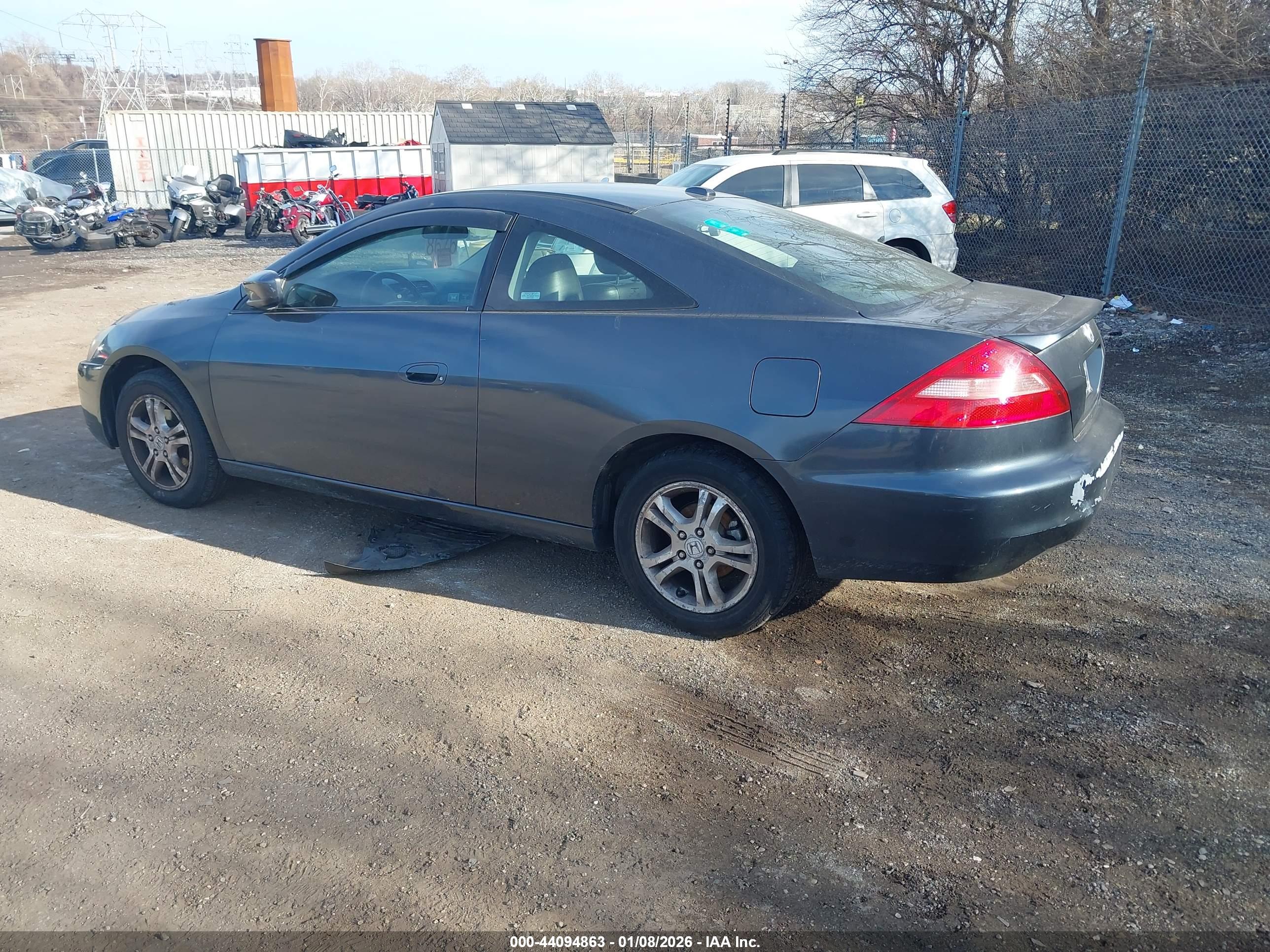 HONDA ACCORD image 3