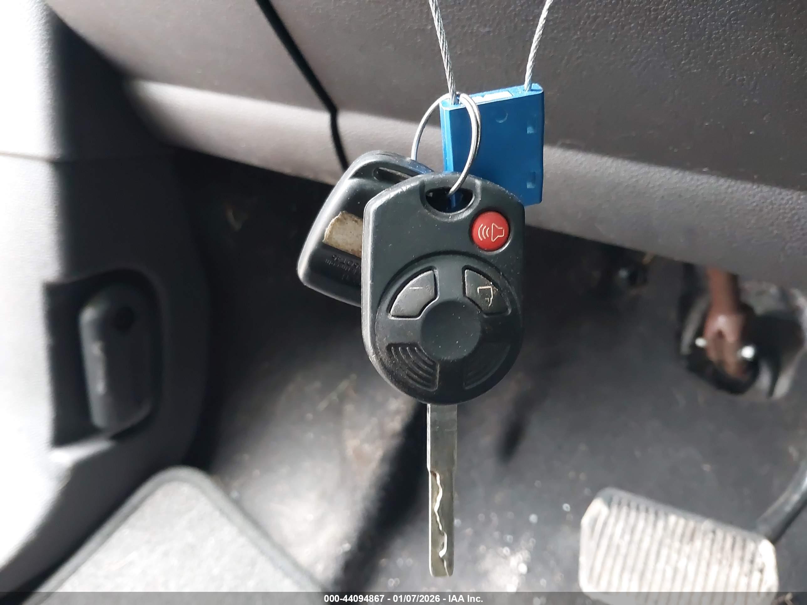 FORD ESCAPE image 11