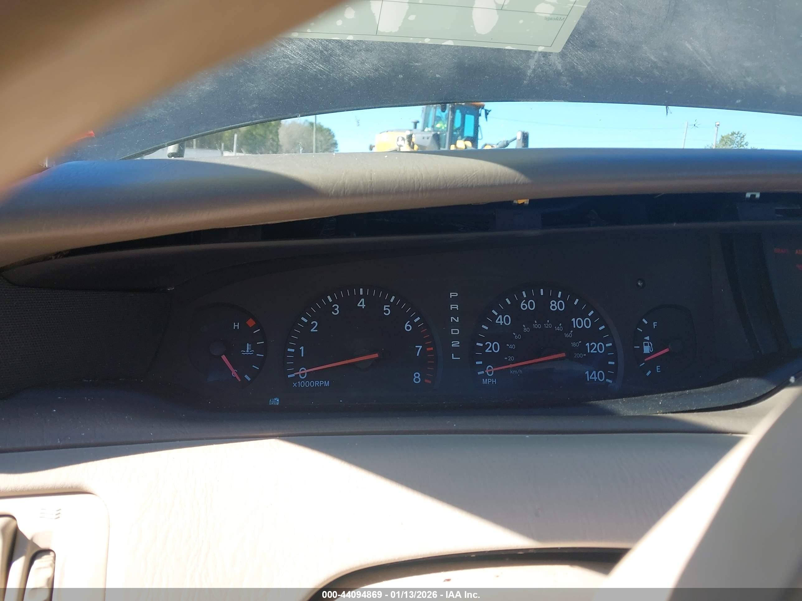 TOYOTA AVALON image 7