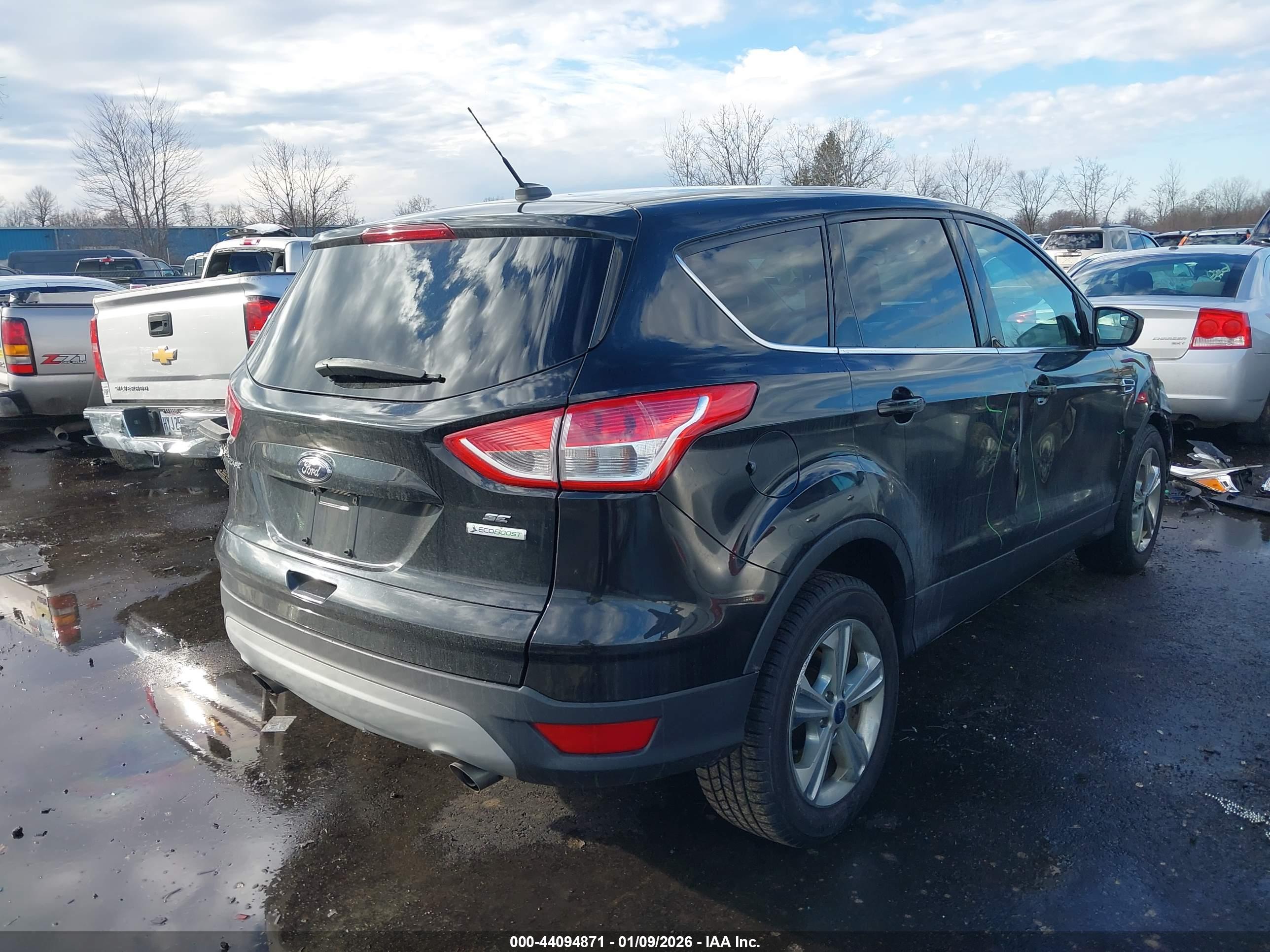 FORD ESCAPE image 4
