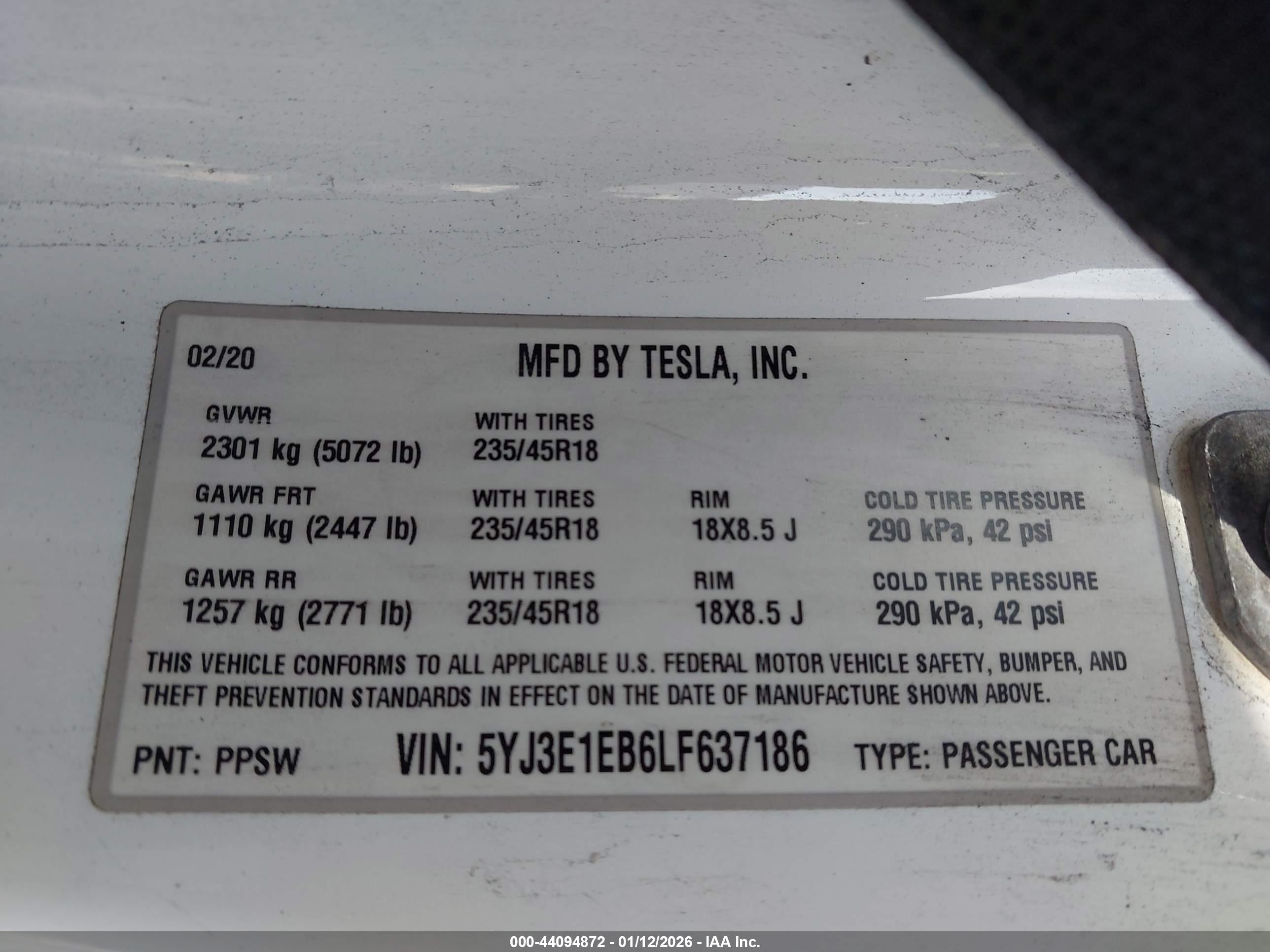 TESLA MODEL image 9