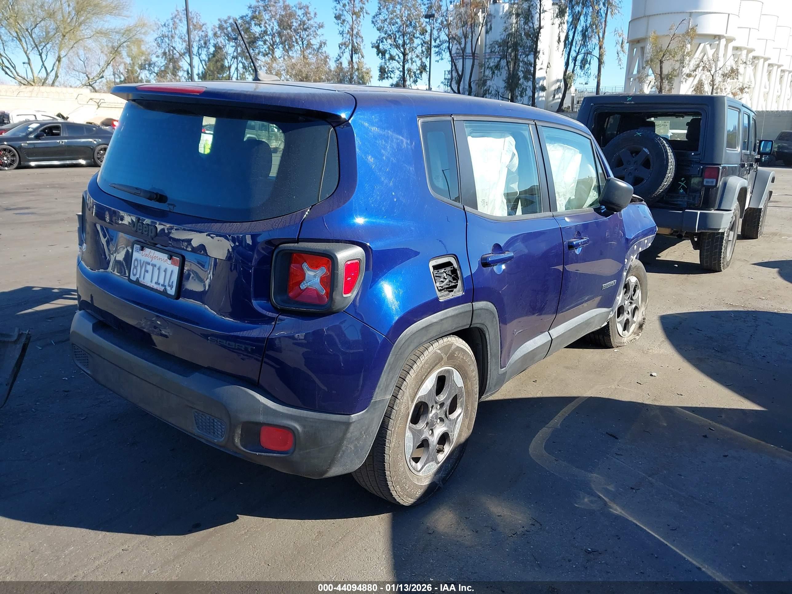JEEP RENEGADE image 4