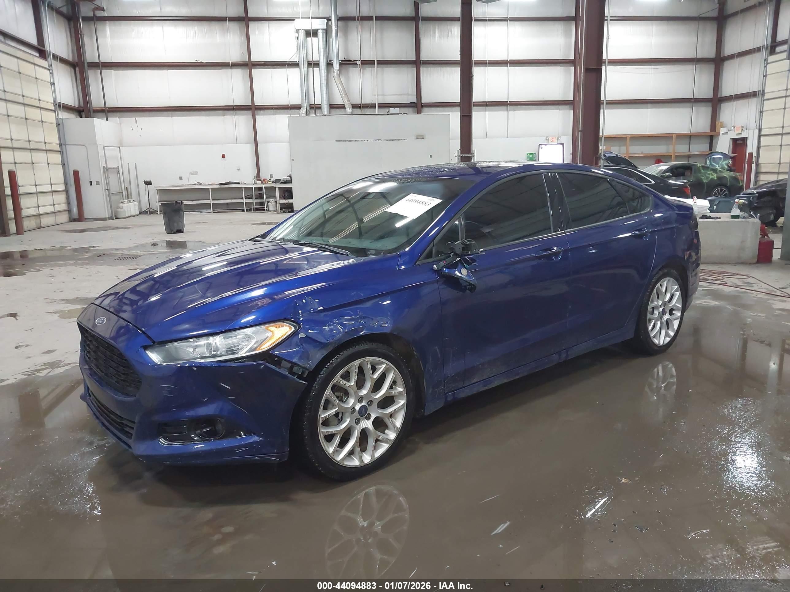 FORD FUSION image 2