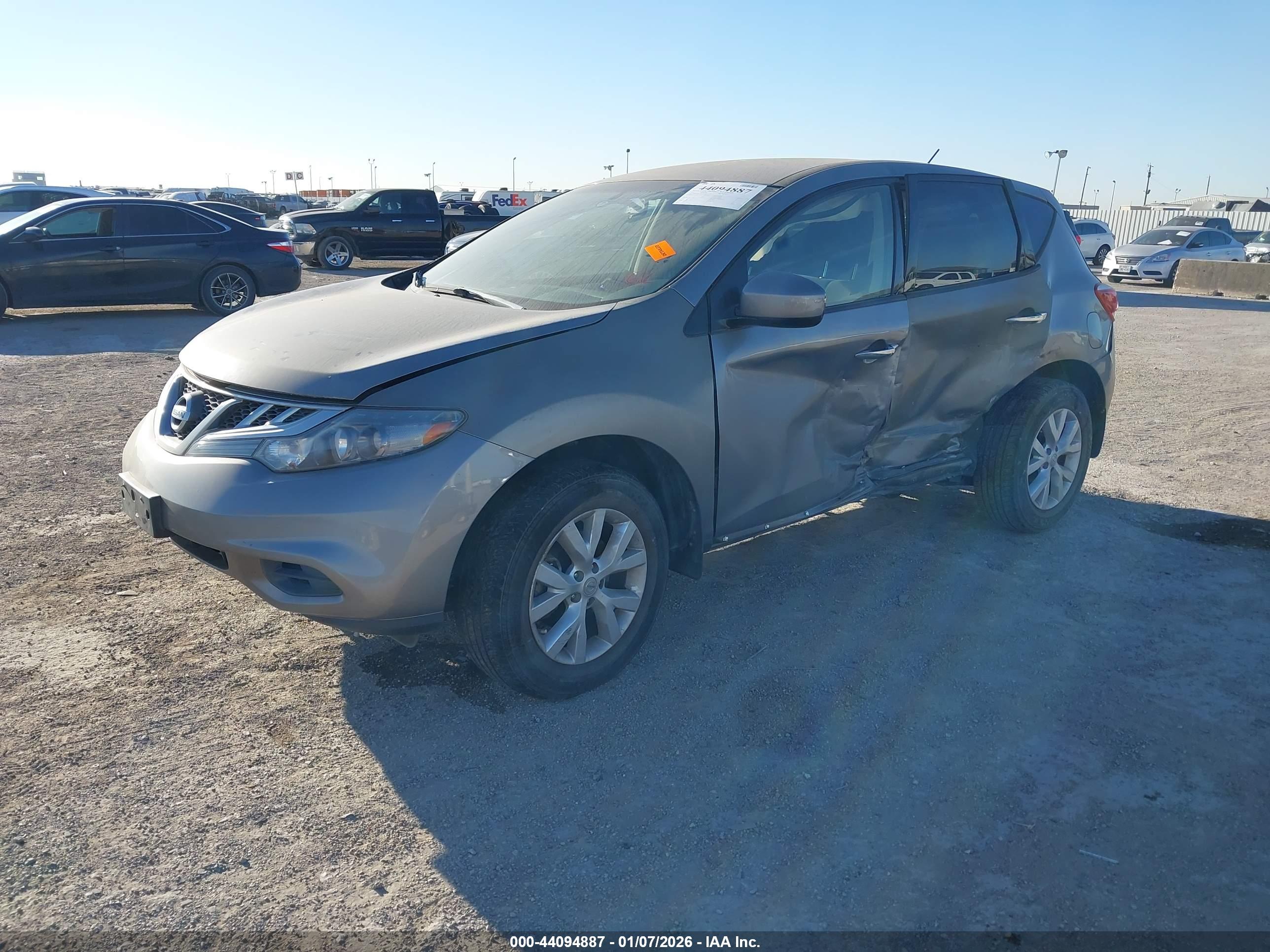 NISSAN MURANO image 2
