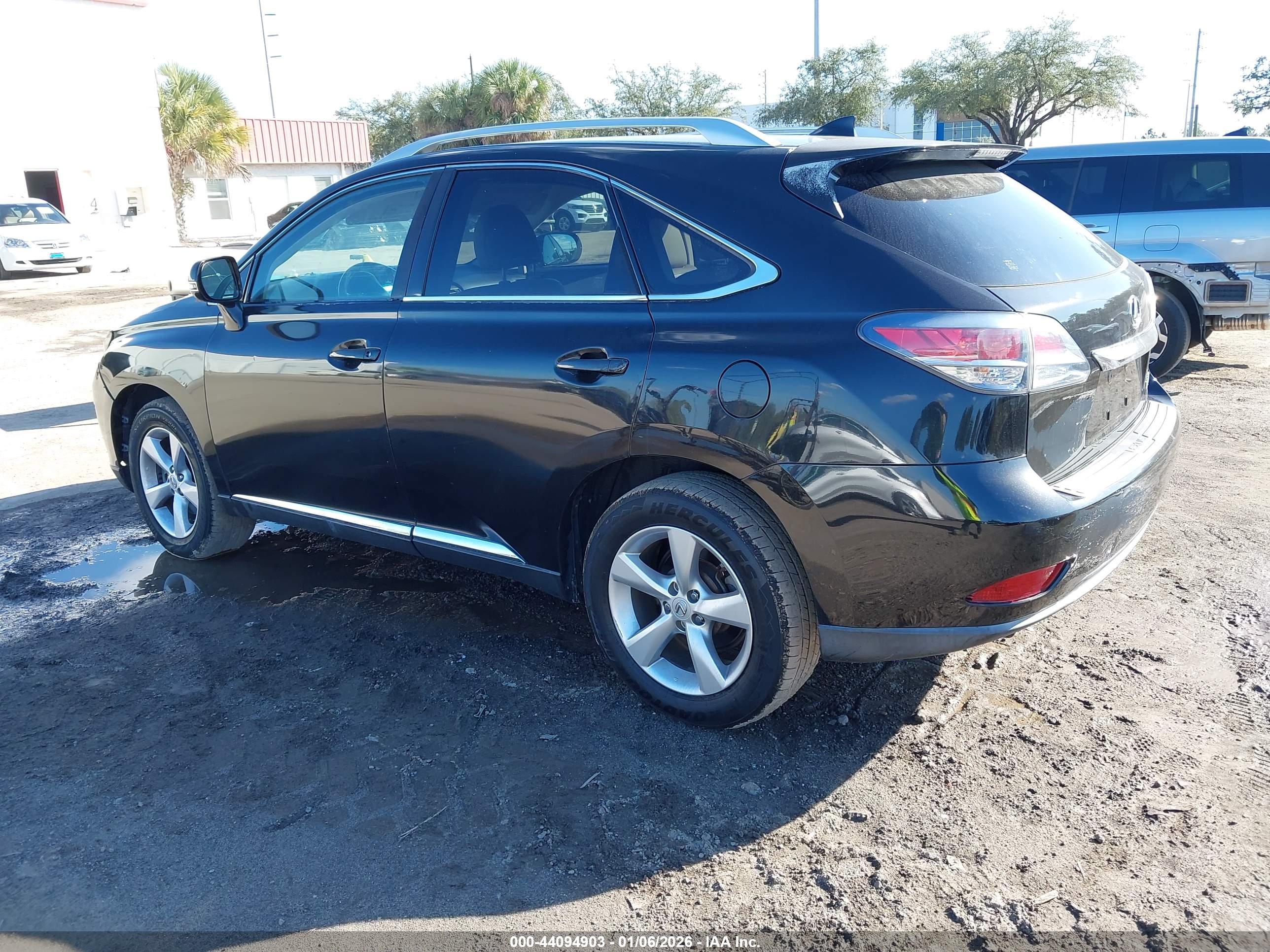 LEXUS RX image 3