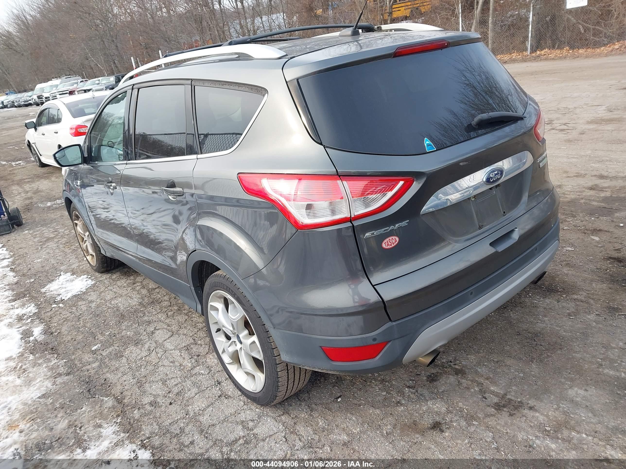 FORD ESCAPE image 3