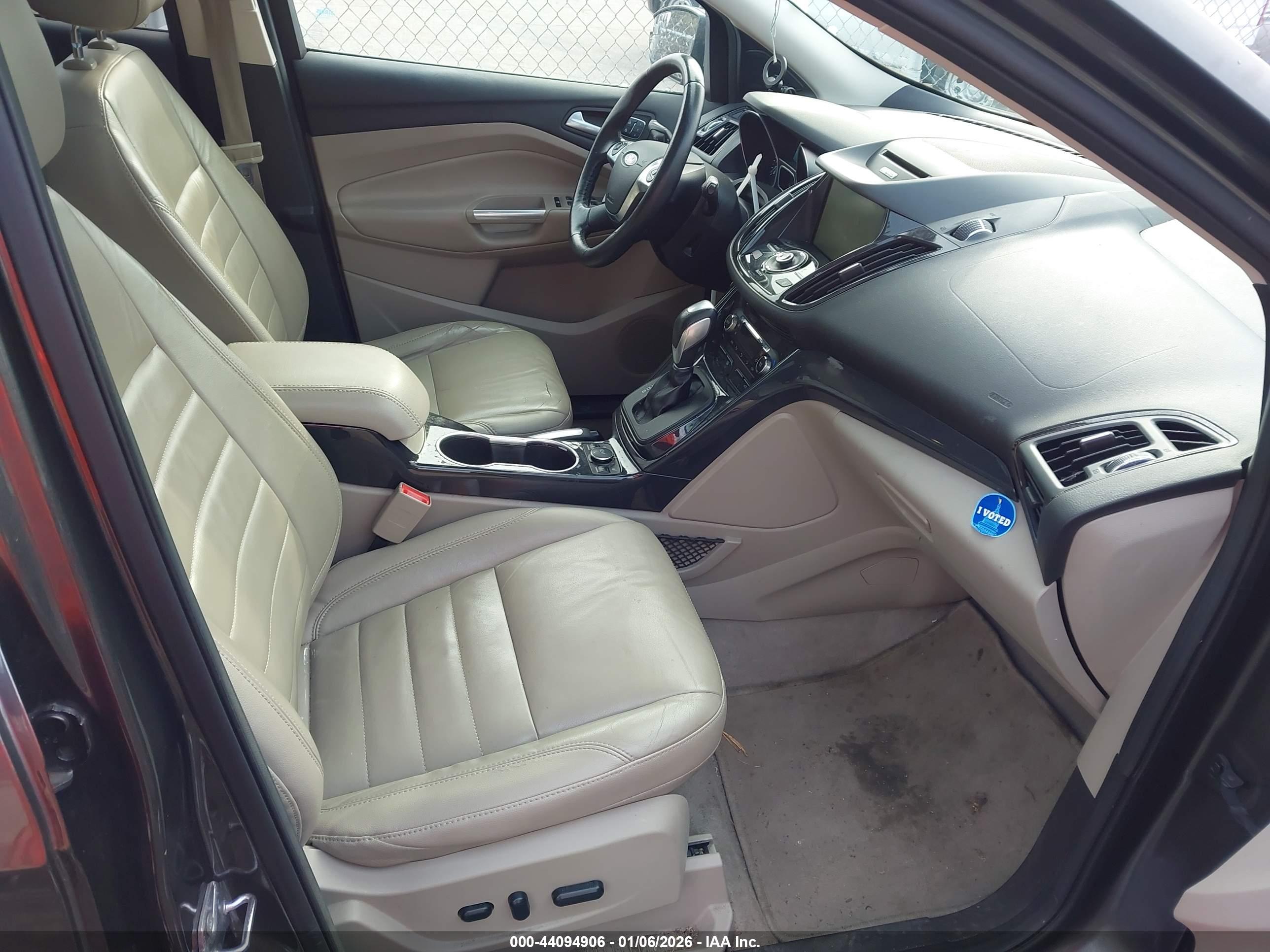FORD ESCAPE image 5