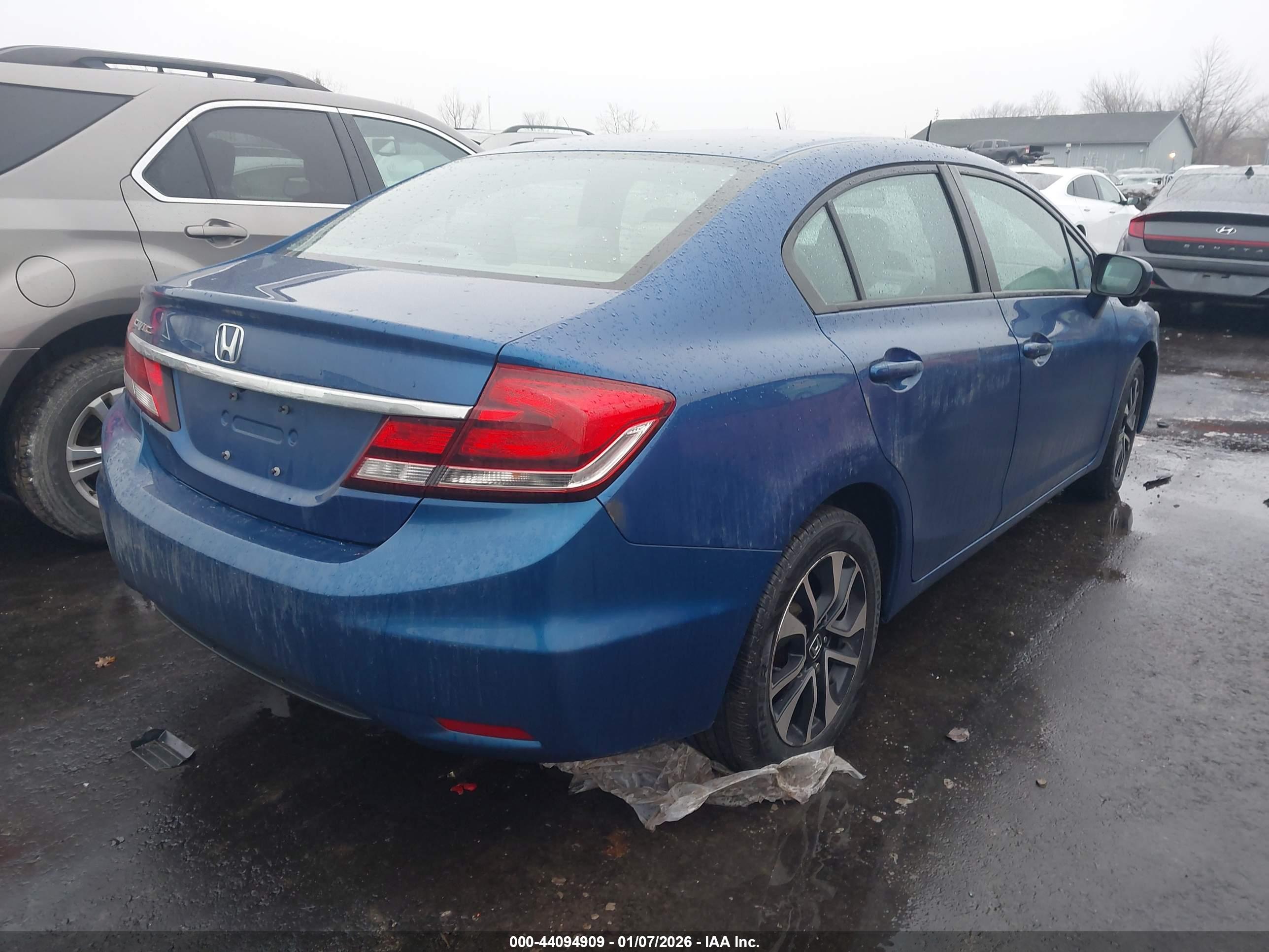 HONDA CIVIC image 4