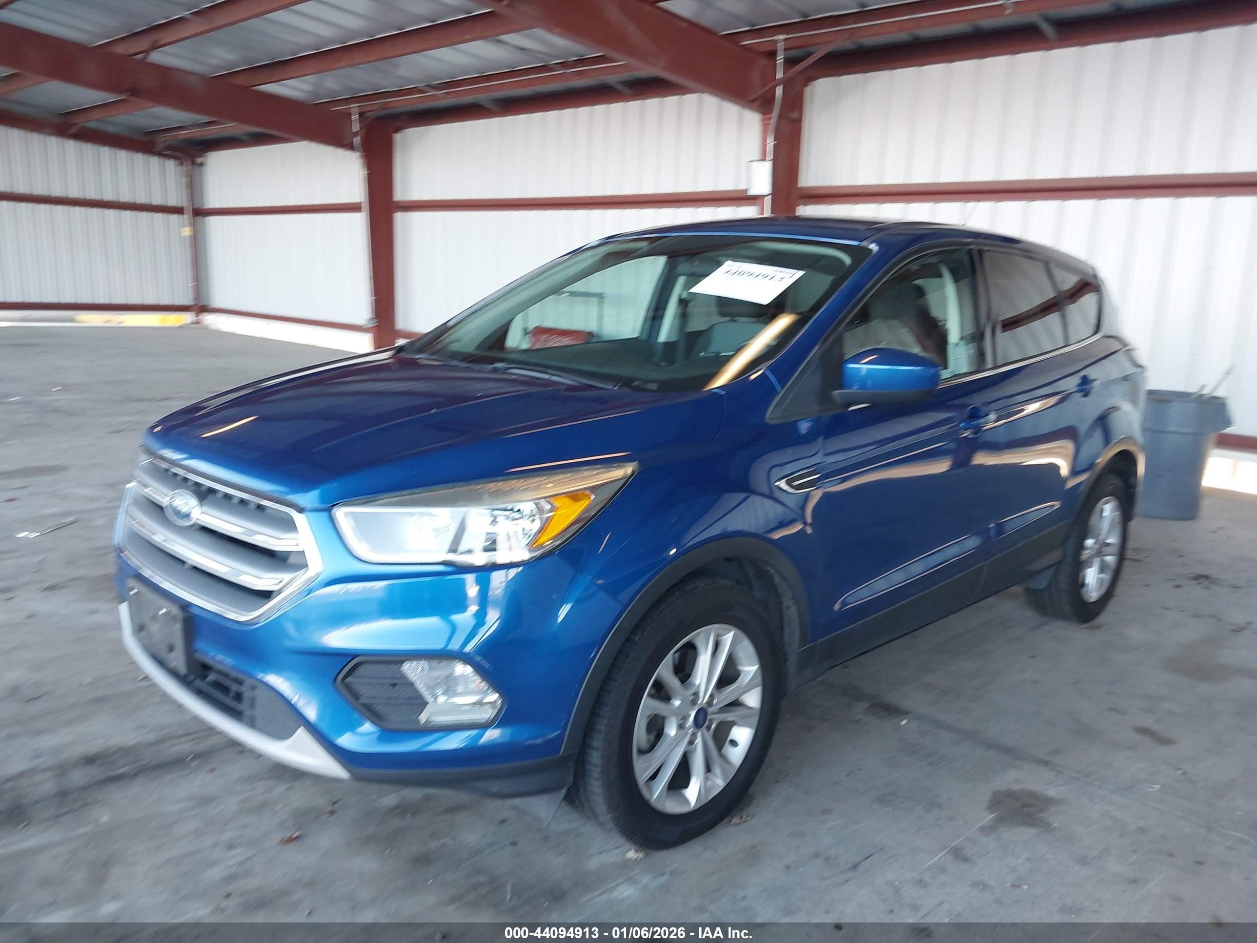 FORD ESCAPE image 6