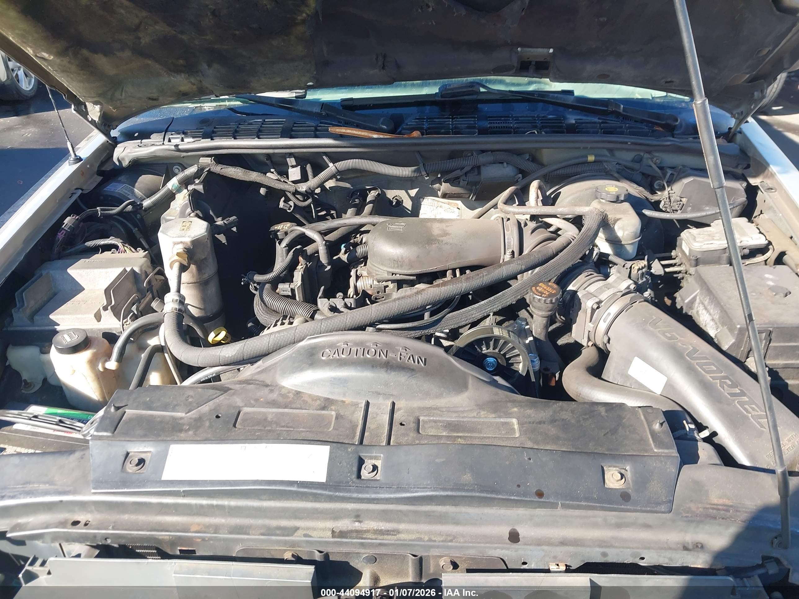 CHEVROLET BLAZER image 10