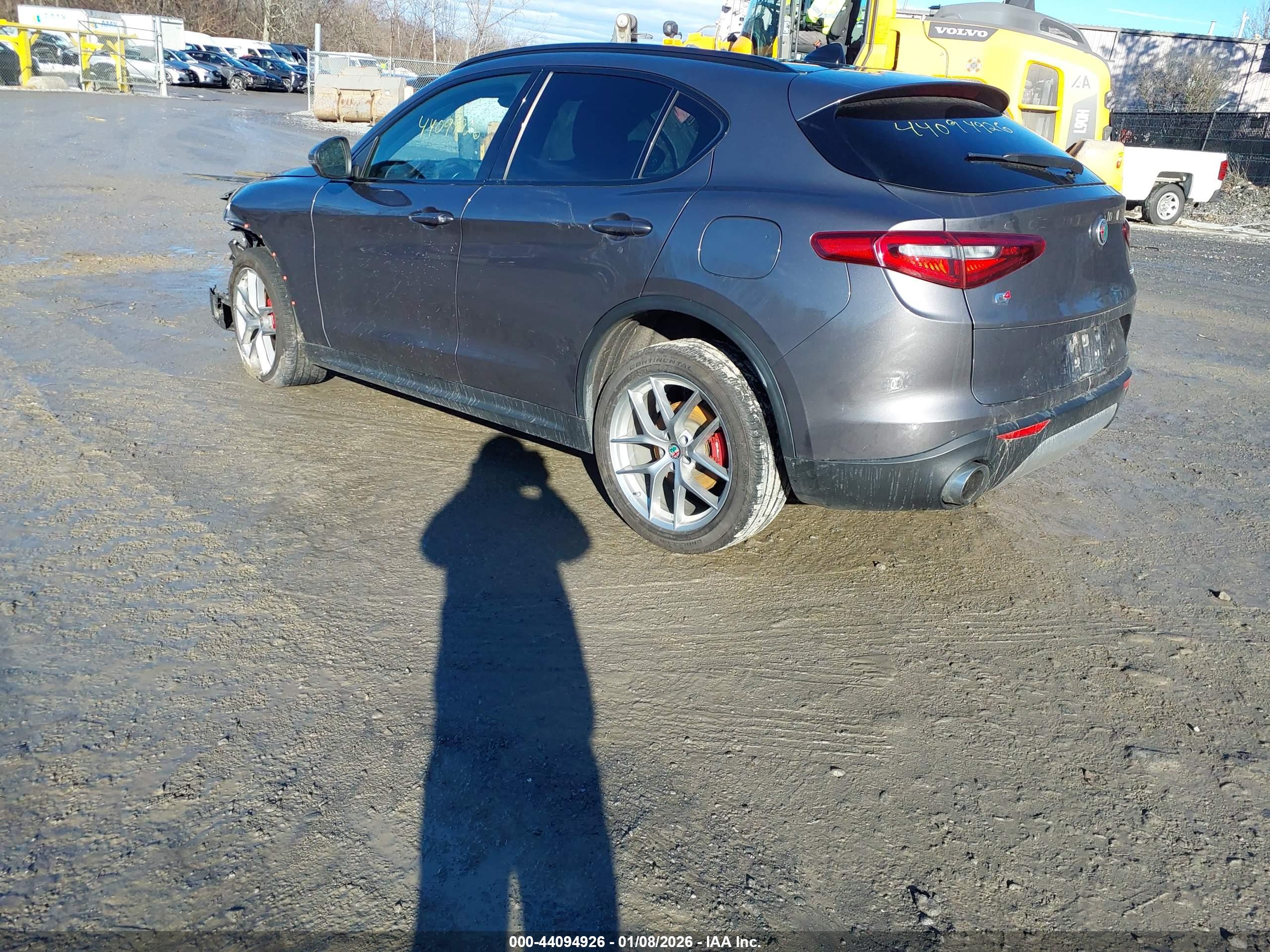 ALFA ROMEO image 3