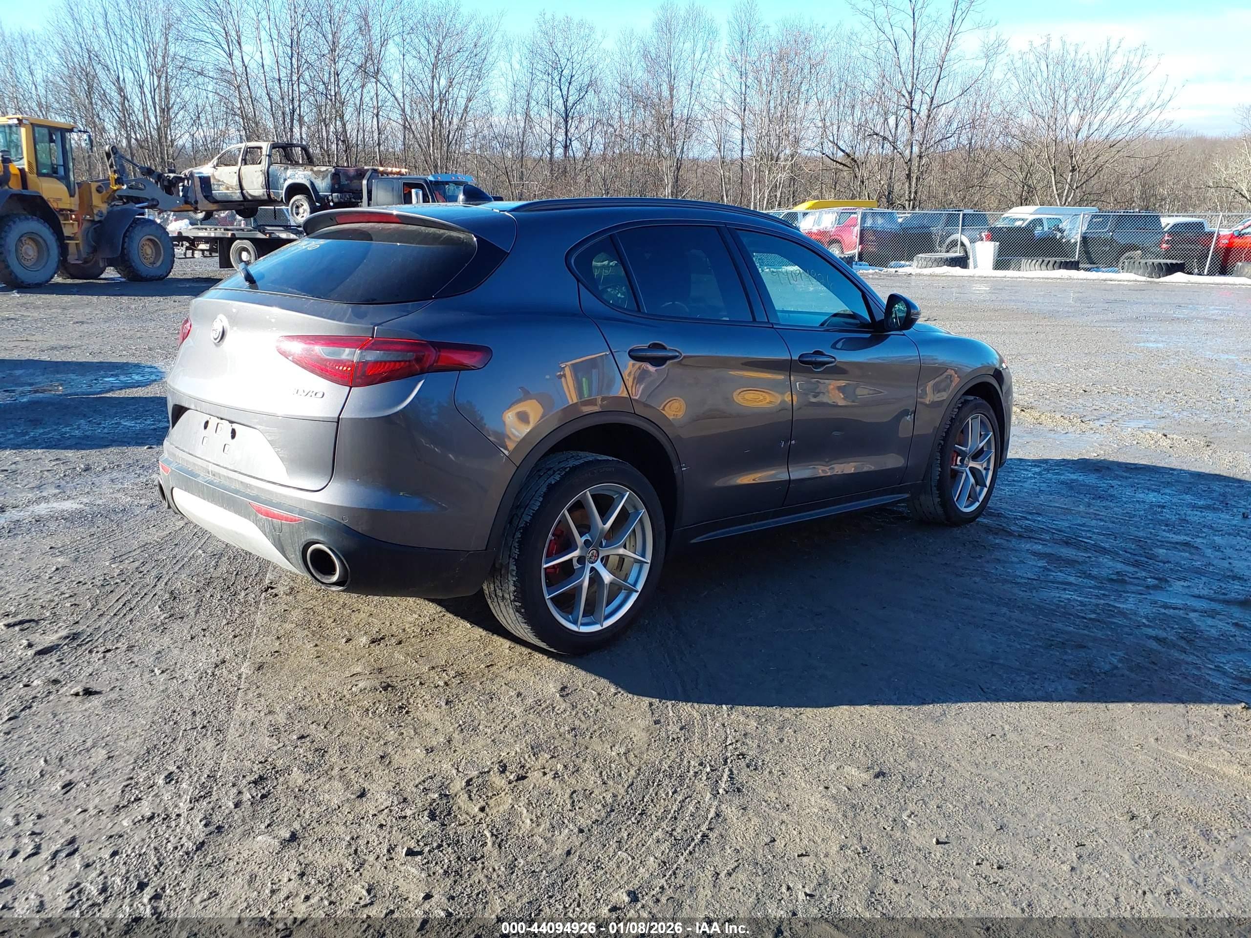 ALFA ROMEO image 4
