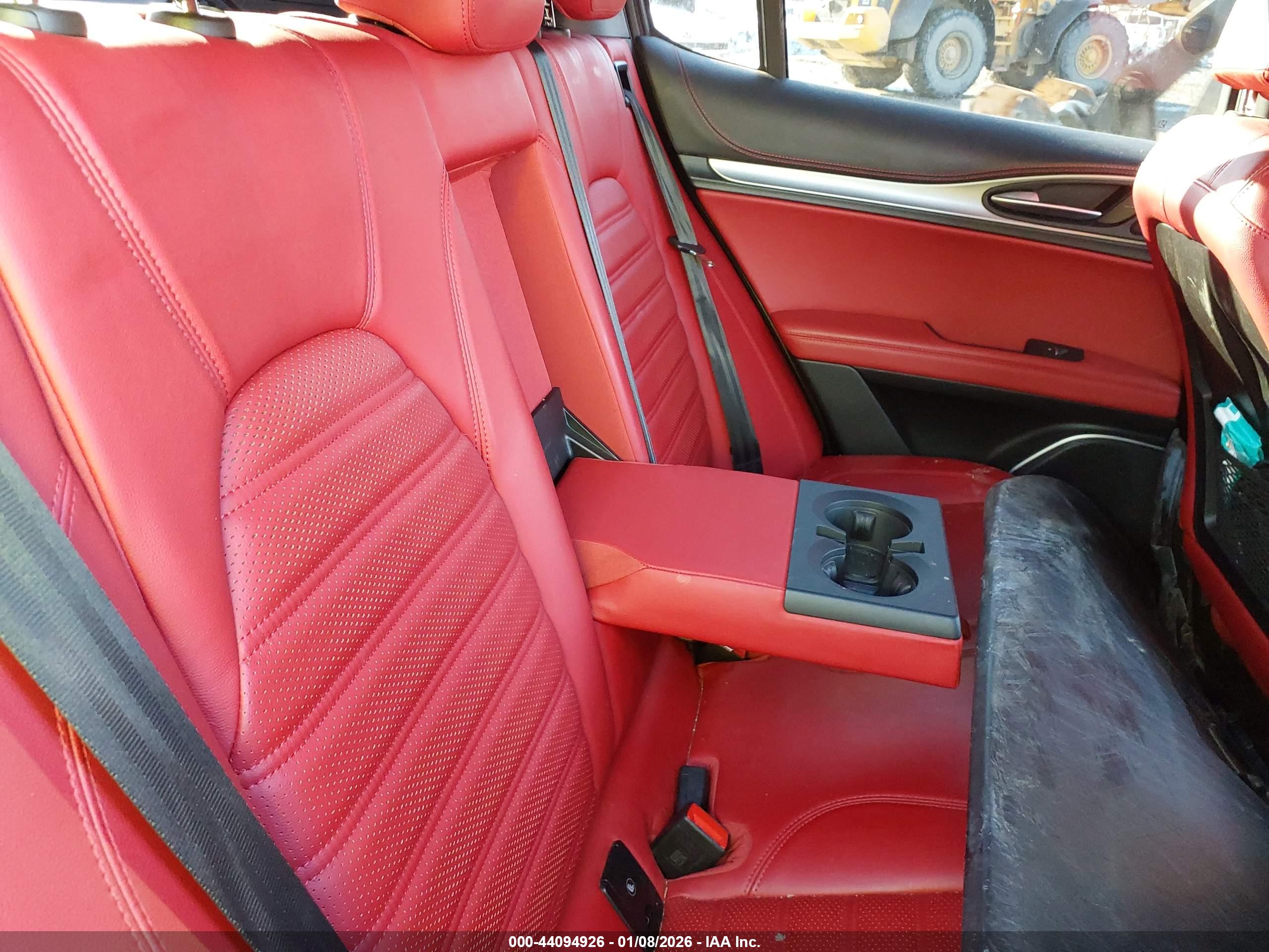ALFA ROMEO image 8