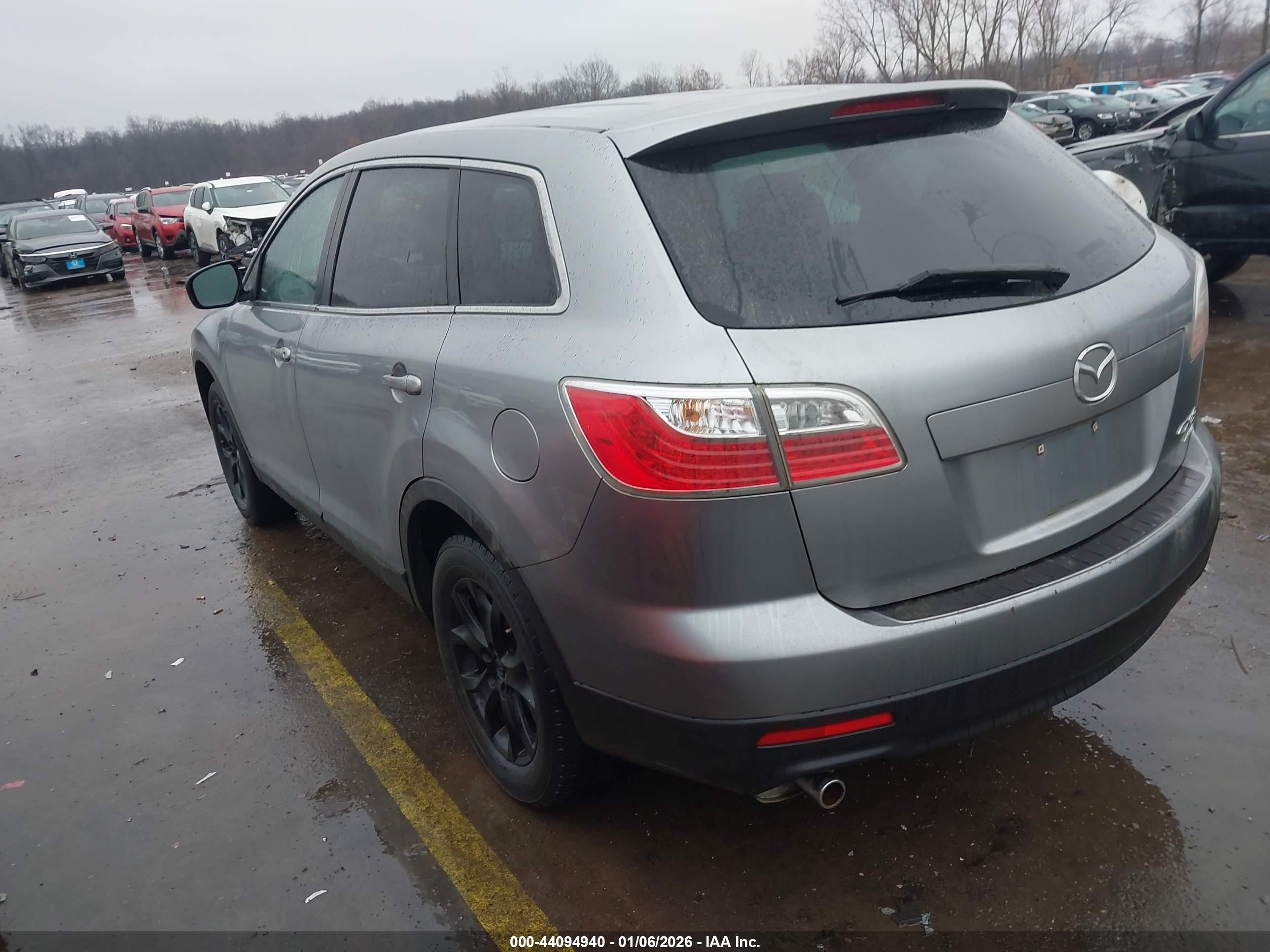 MAZDA CX-9 image 3