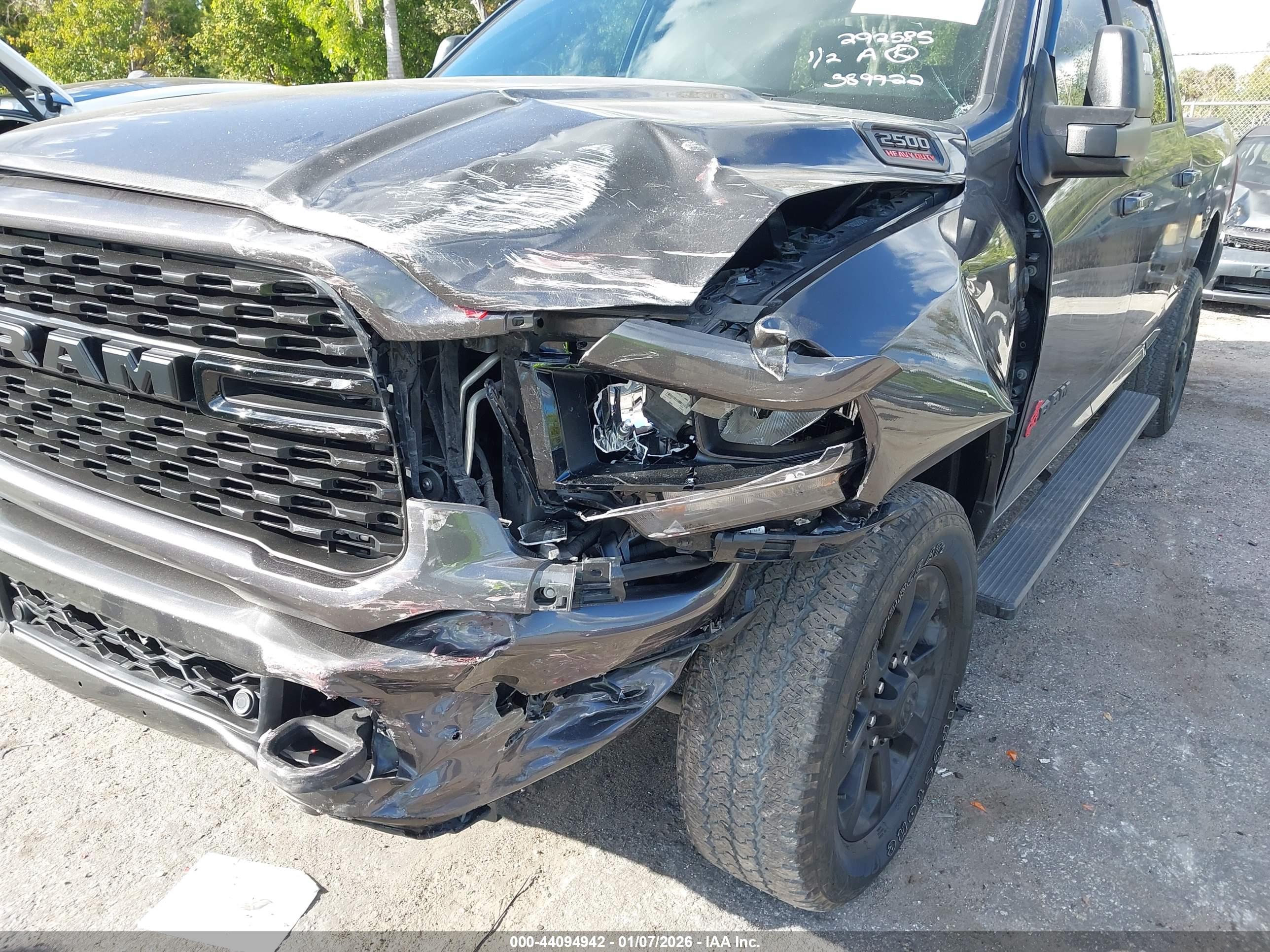 RAM 2500 image 6