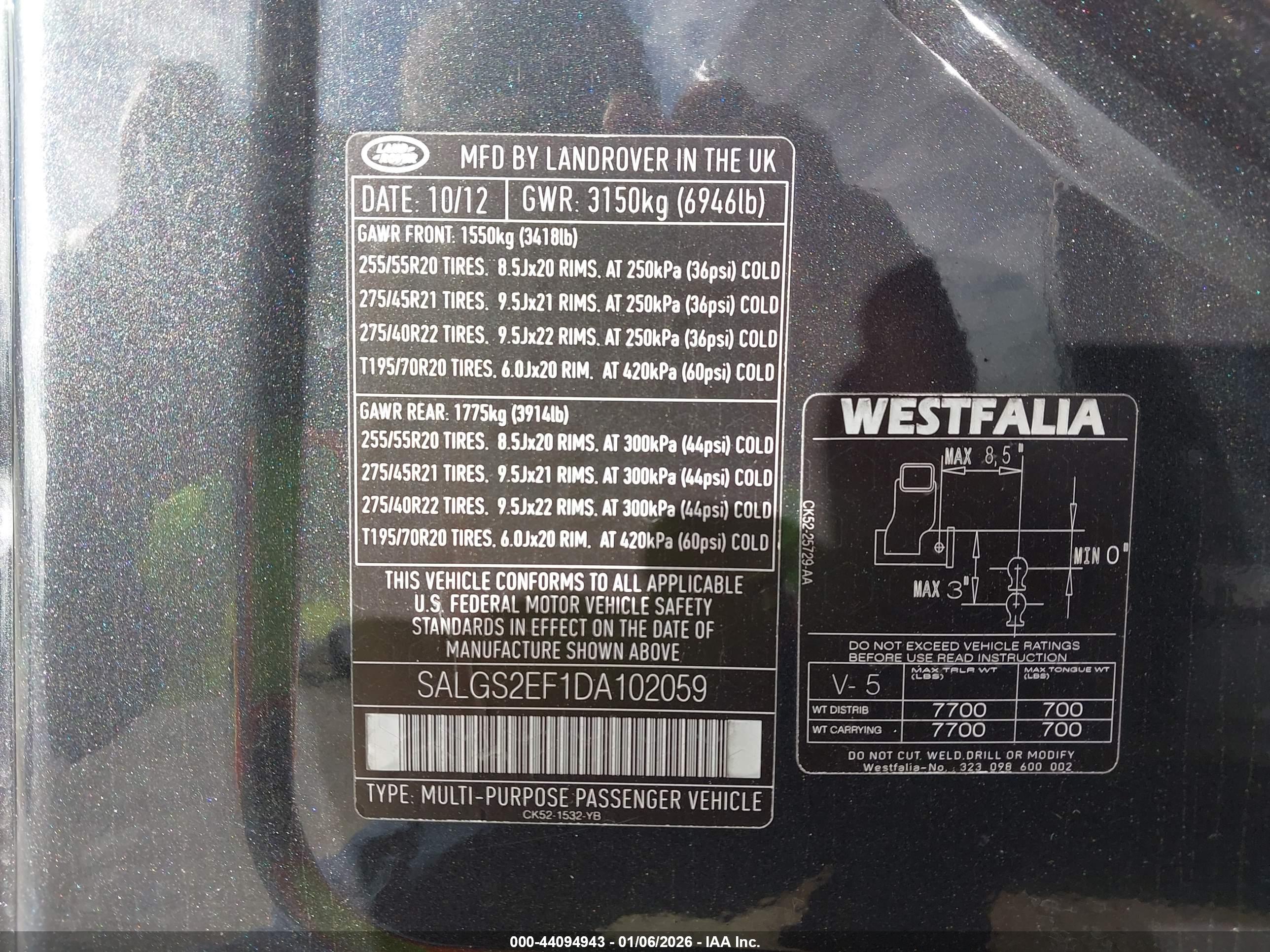 LAND ROVER image 9