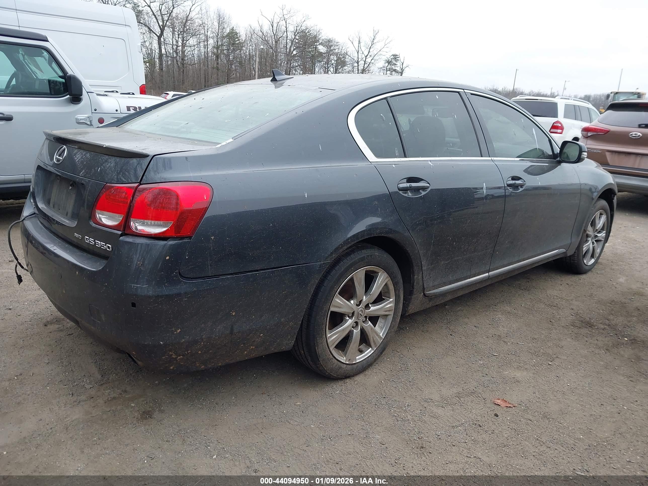 LEXUS GS image 4