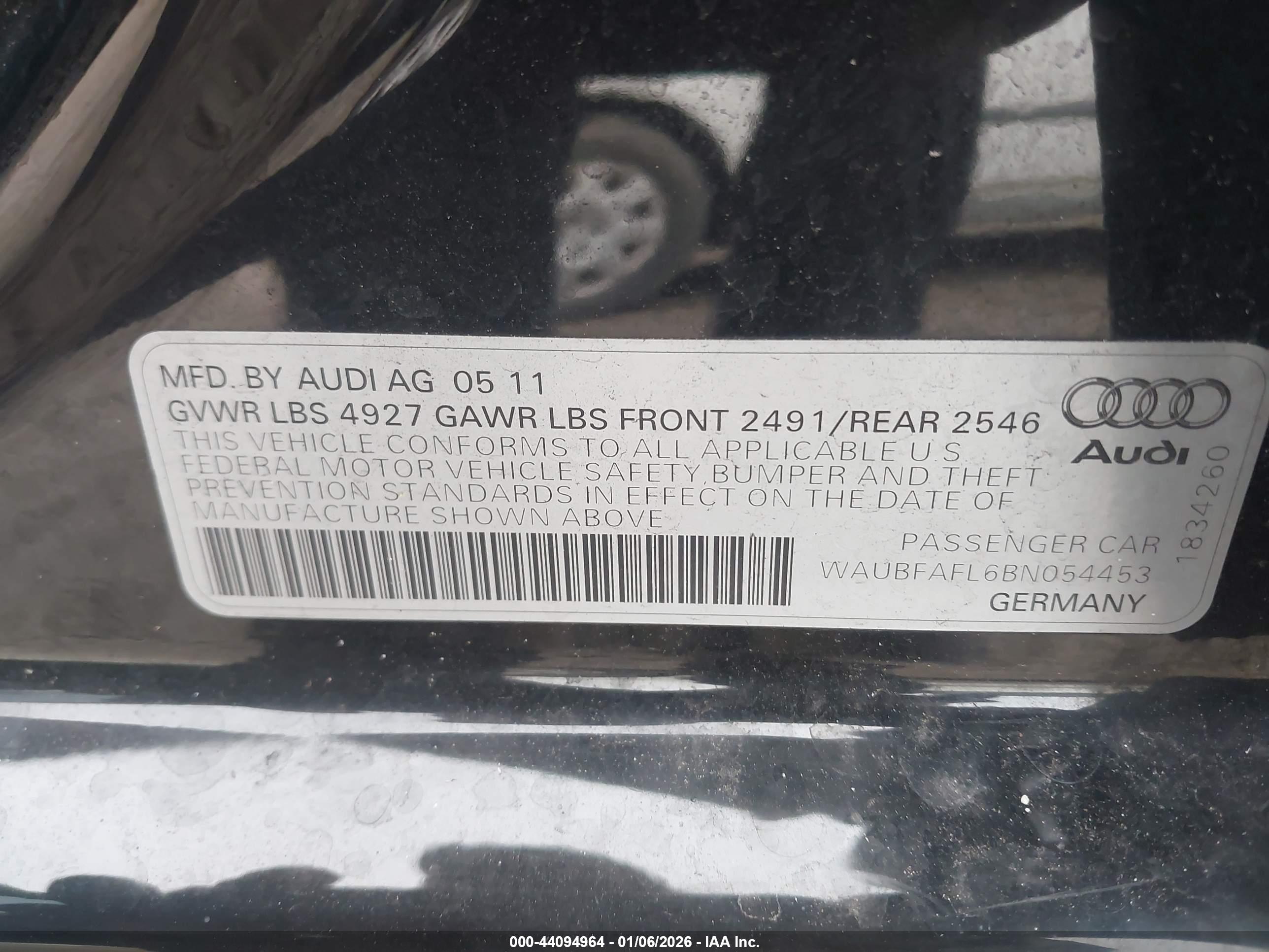 AUDI A4 image 9