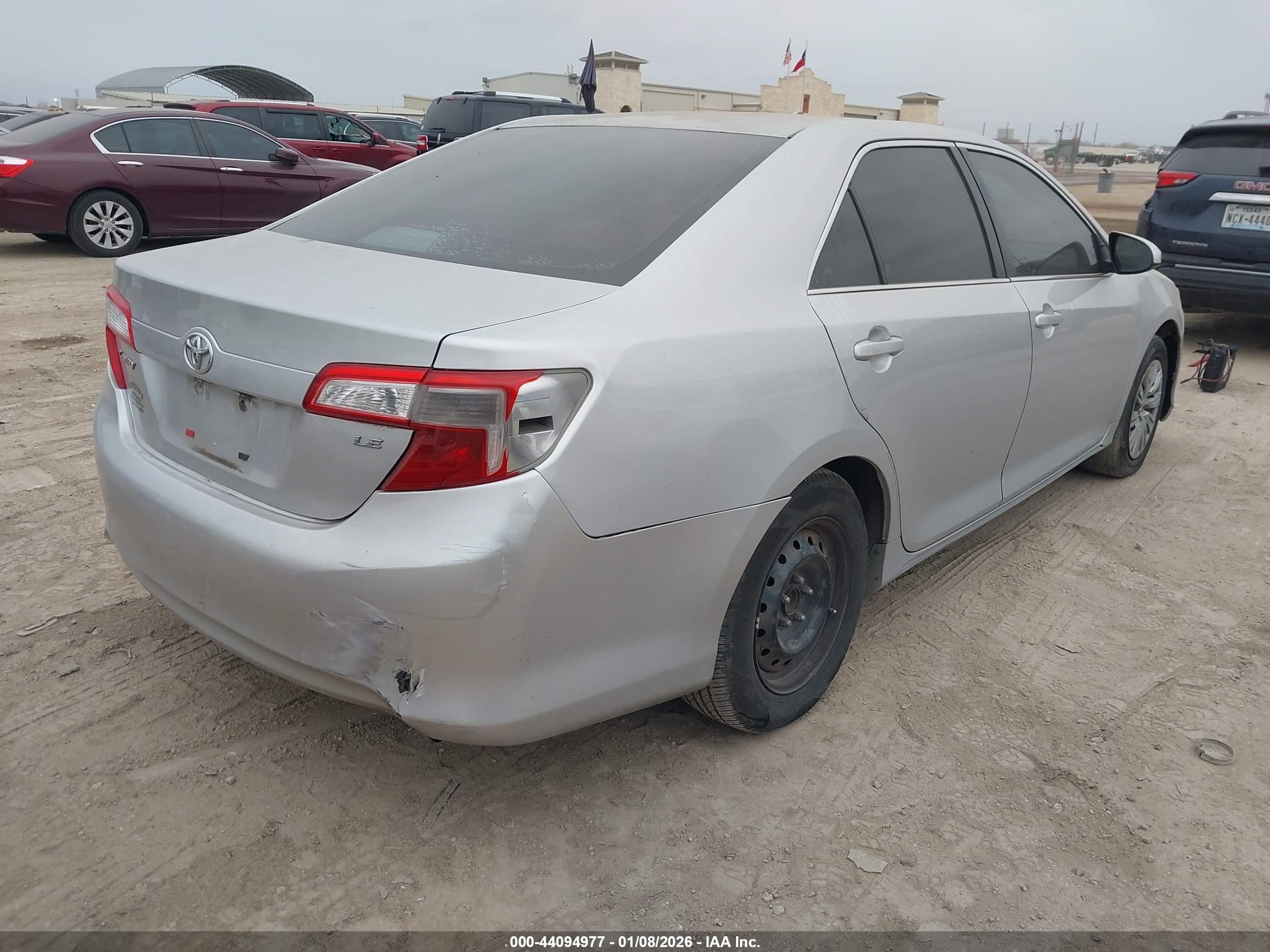 TOYOTA CAMRY image 4