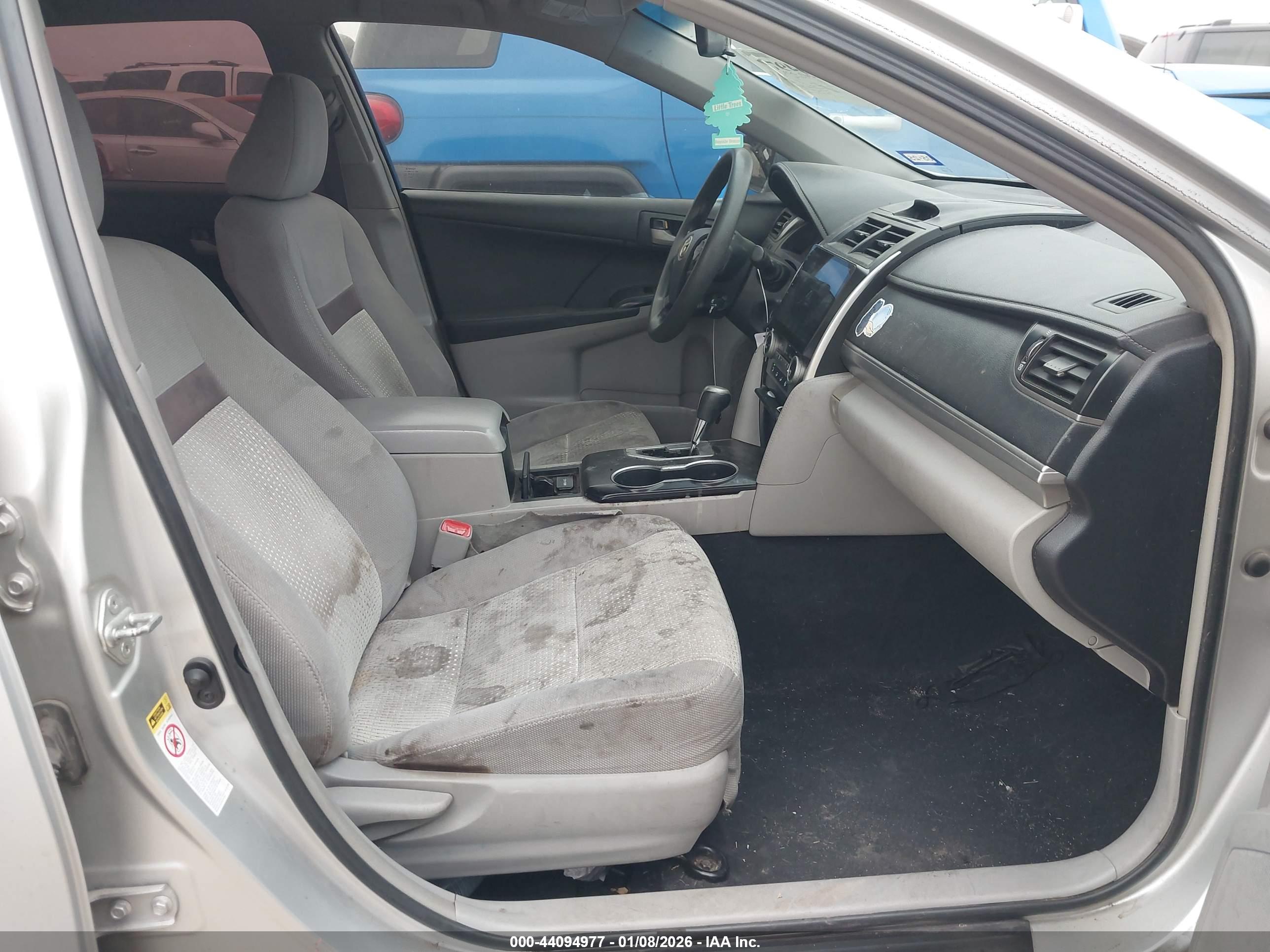 TOYOTA CAMRY image 5