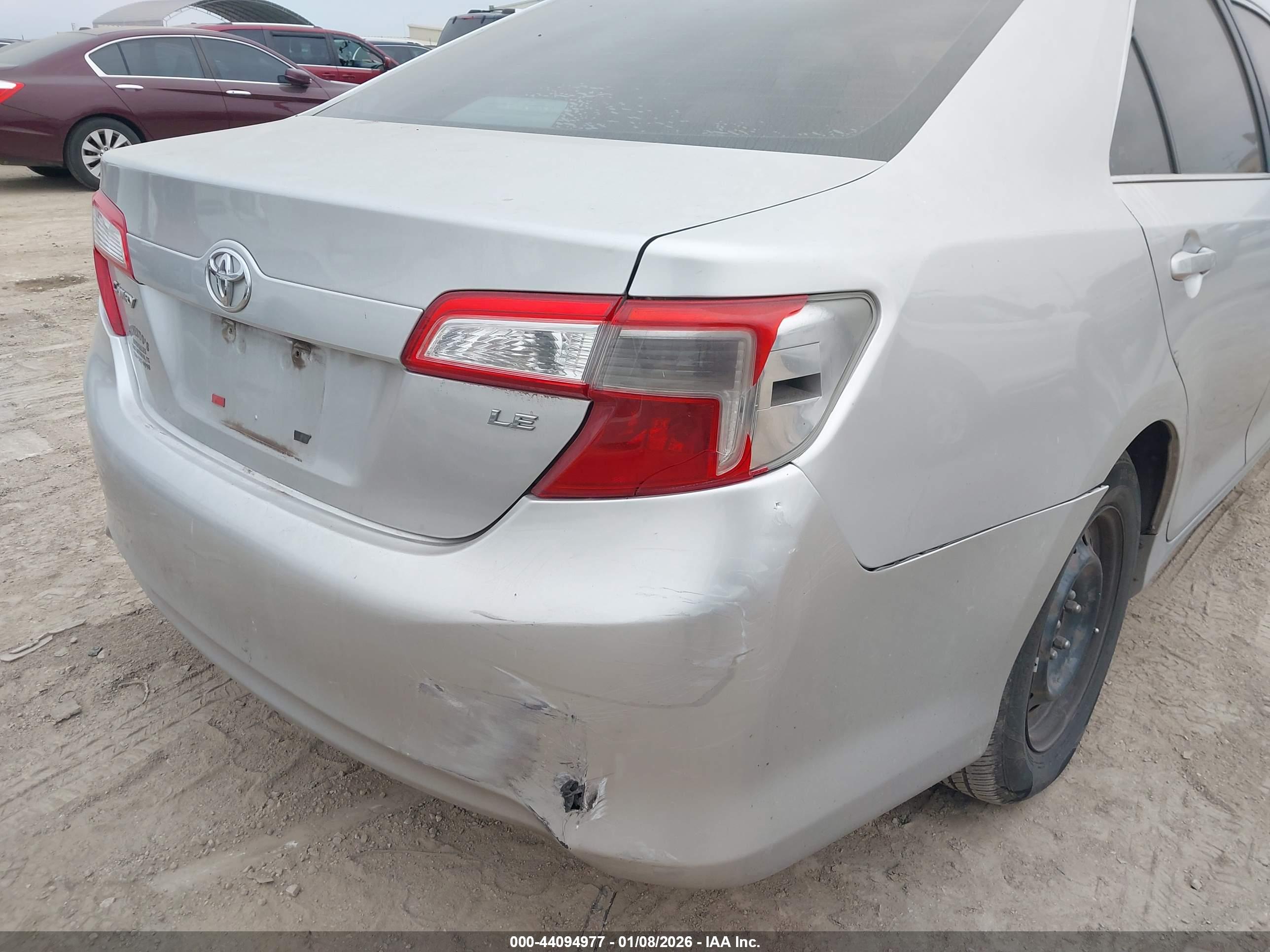 TOYOTA CAMRY image 6