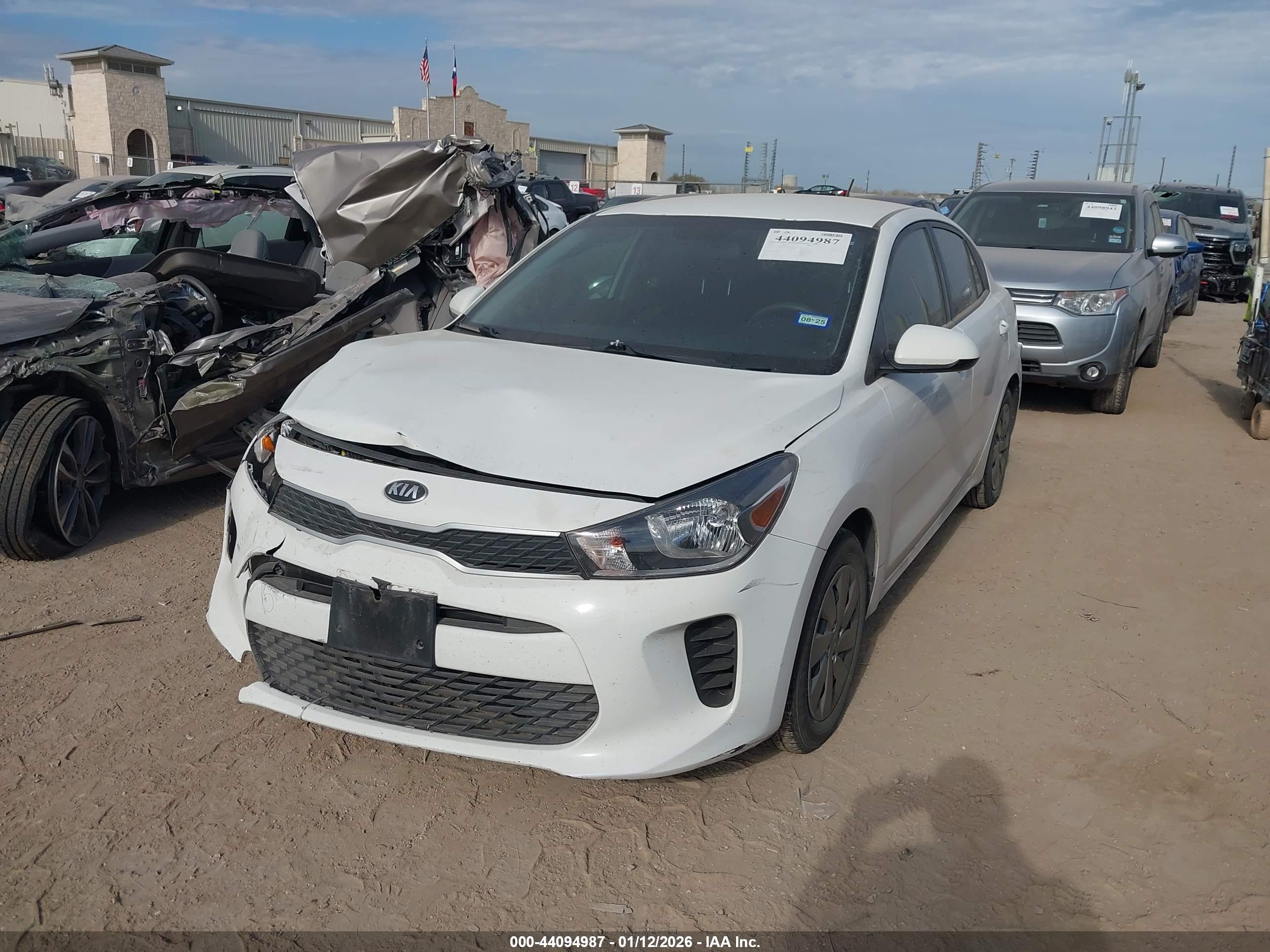 KIA RIO image 2